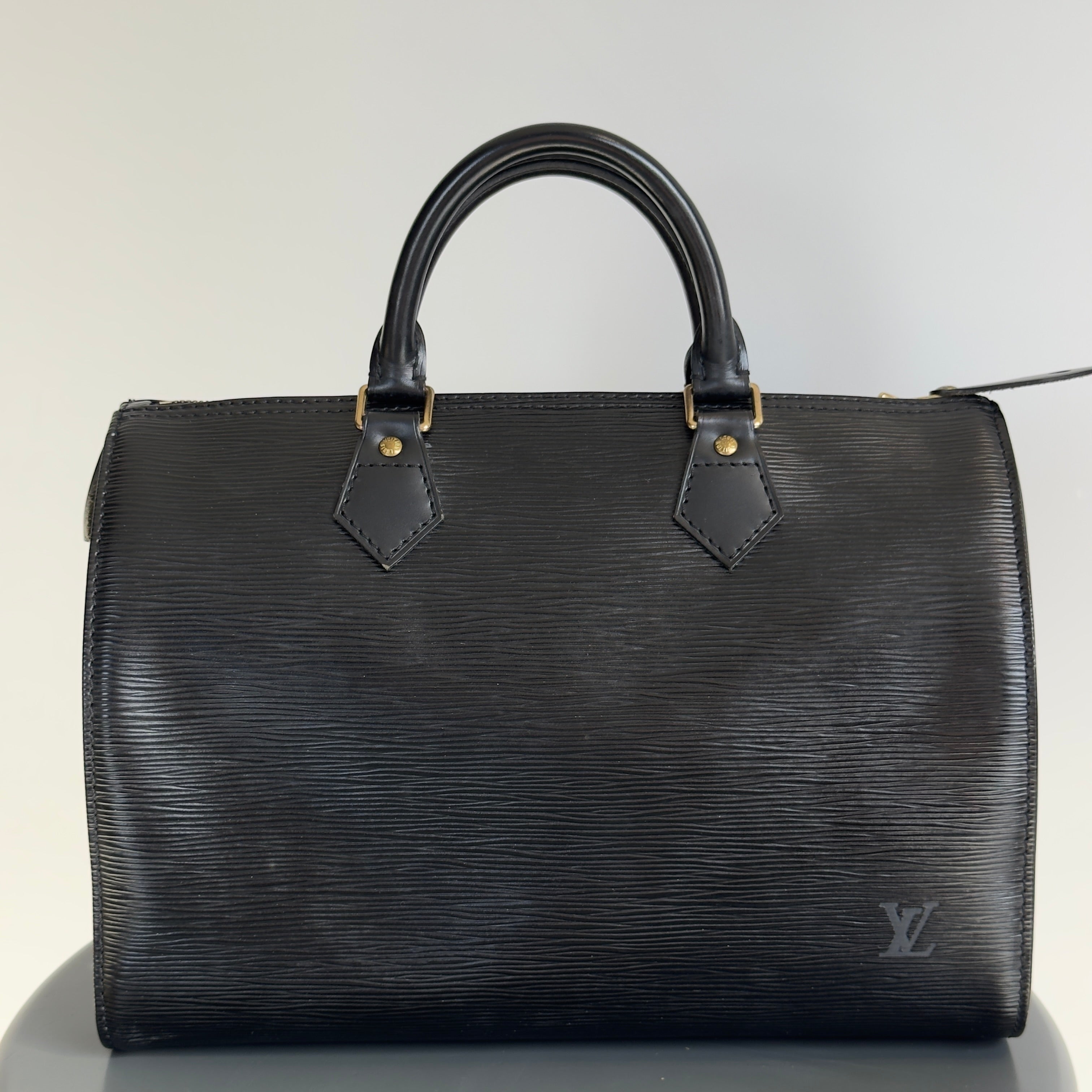 Louis Vuitton Black Epi Speedy 30 - Queen May