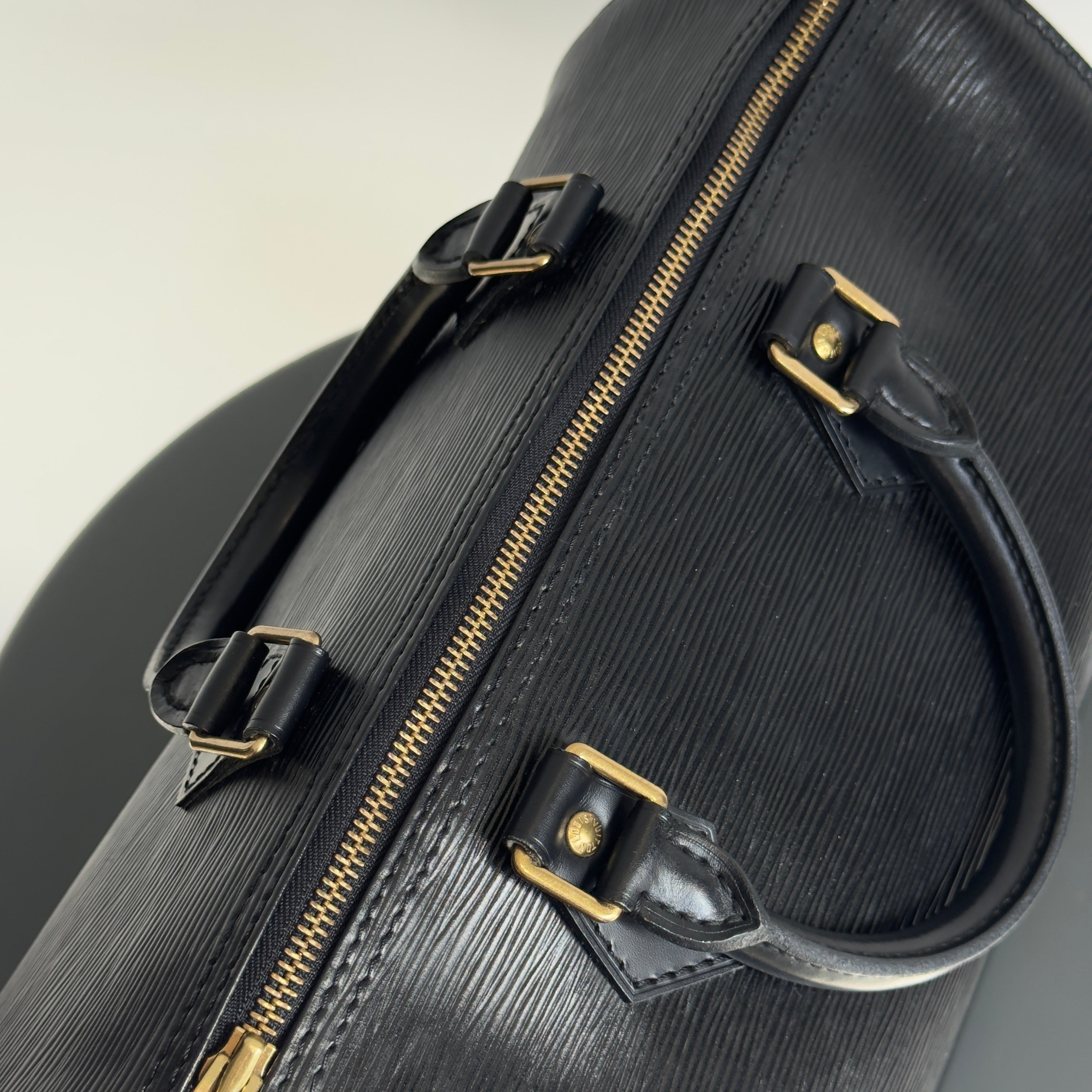 Louis Vuitton Black Epi Speedy 30 - Queen May
