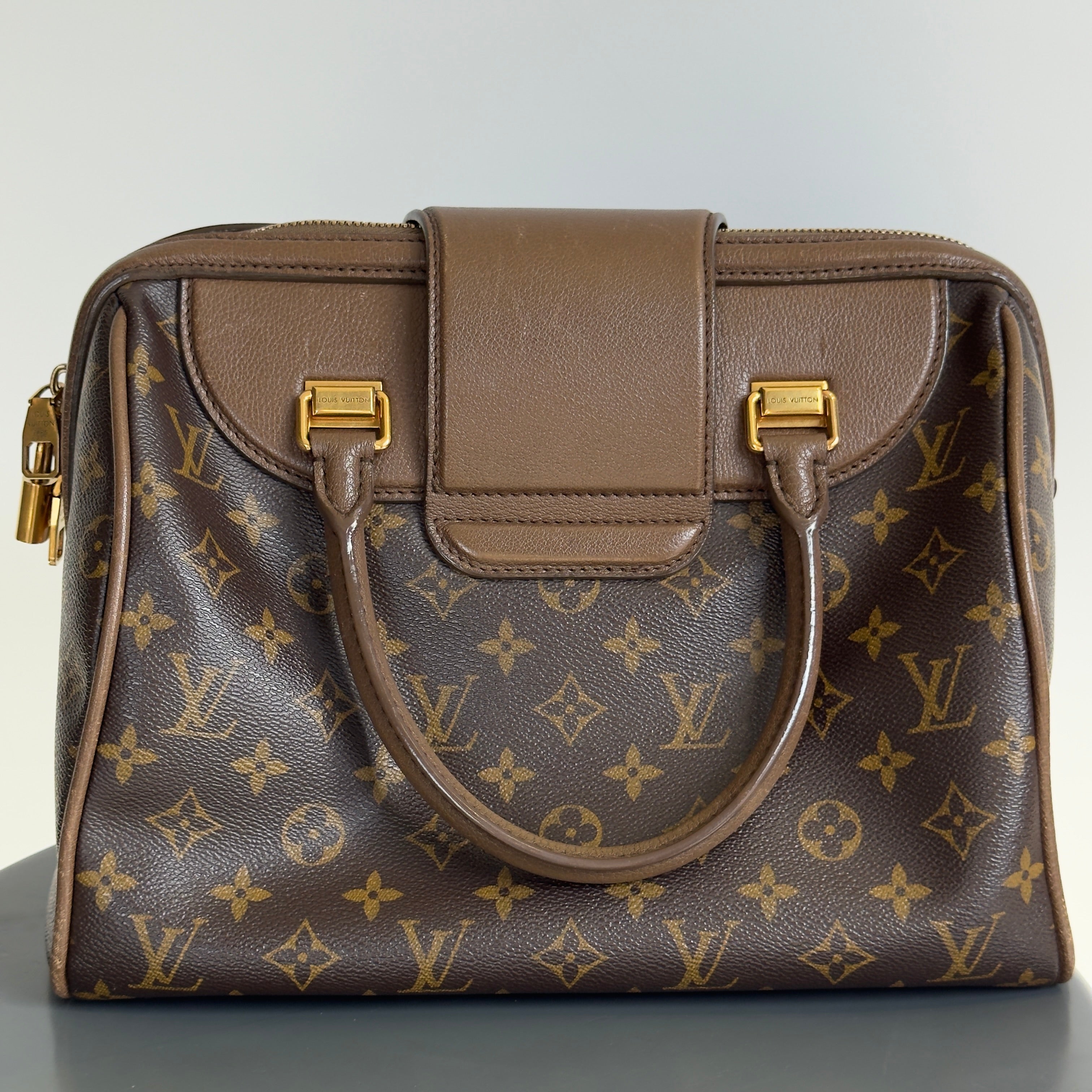 Louis Vuitton Monogram Golden Arrow - Queen May