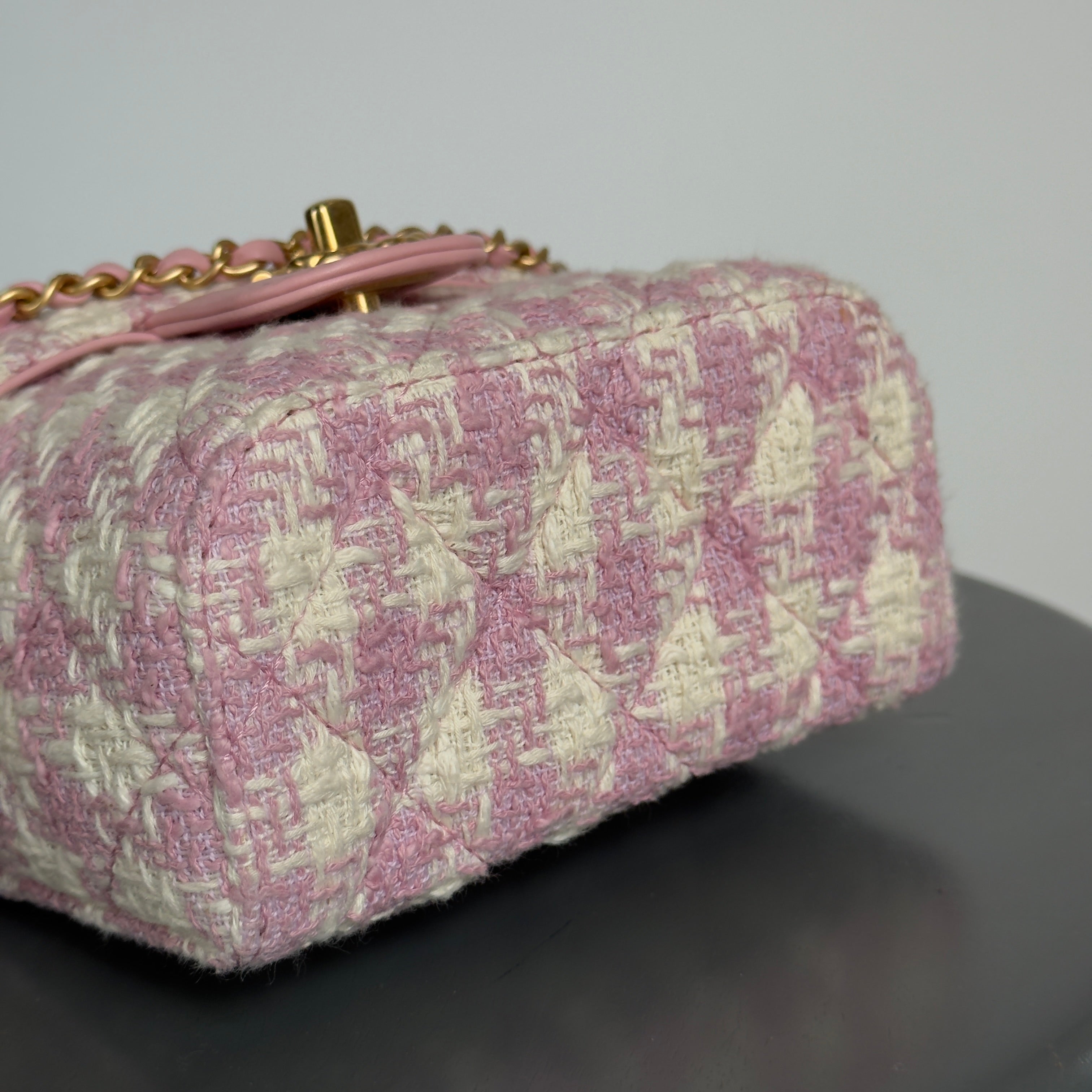 Chanel Pink Ecru Tweed Handle Crush Small Vanity Case - Queen May