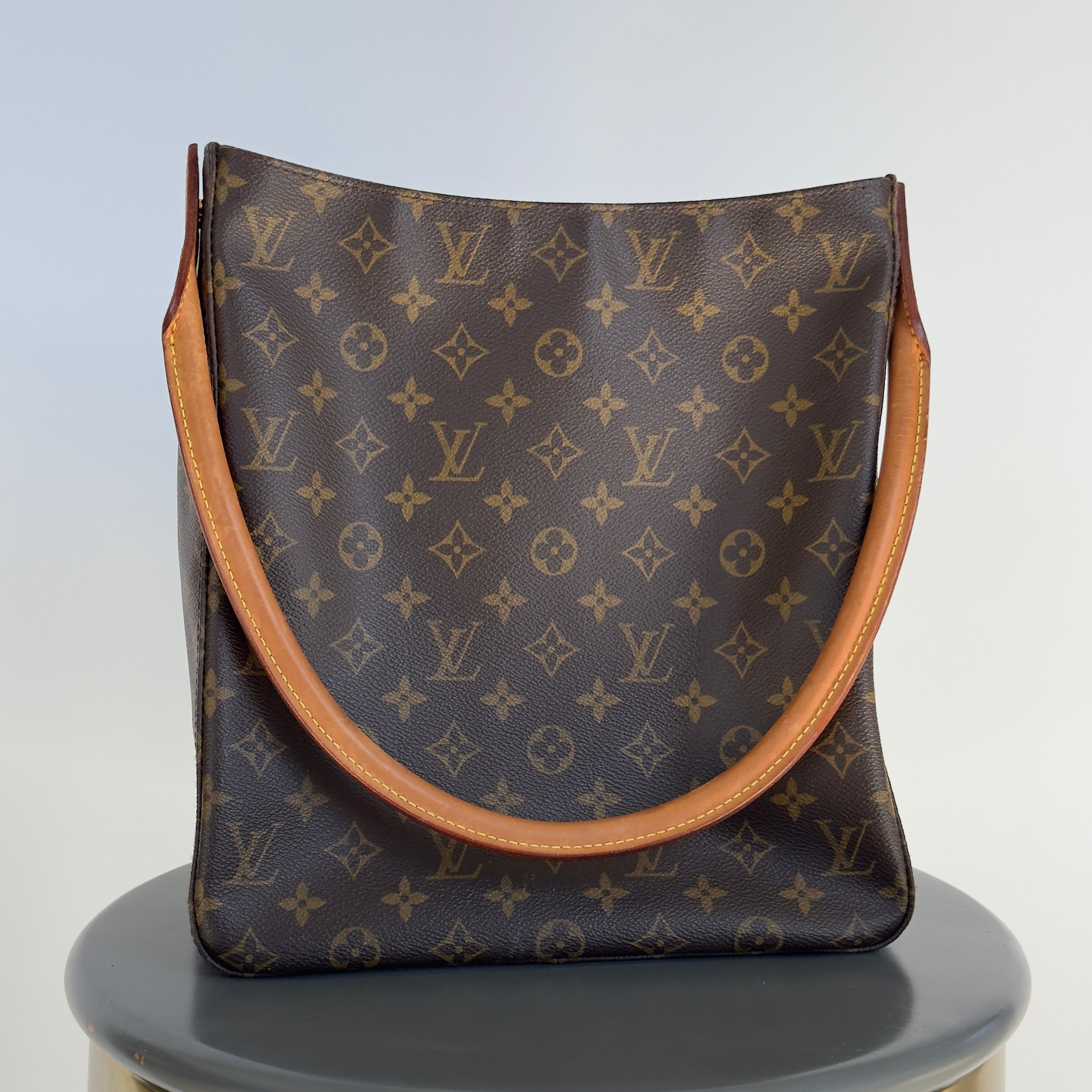 Louis Vuitton Monogram Looping GM - Queen May