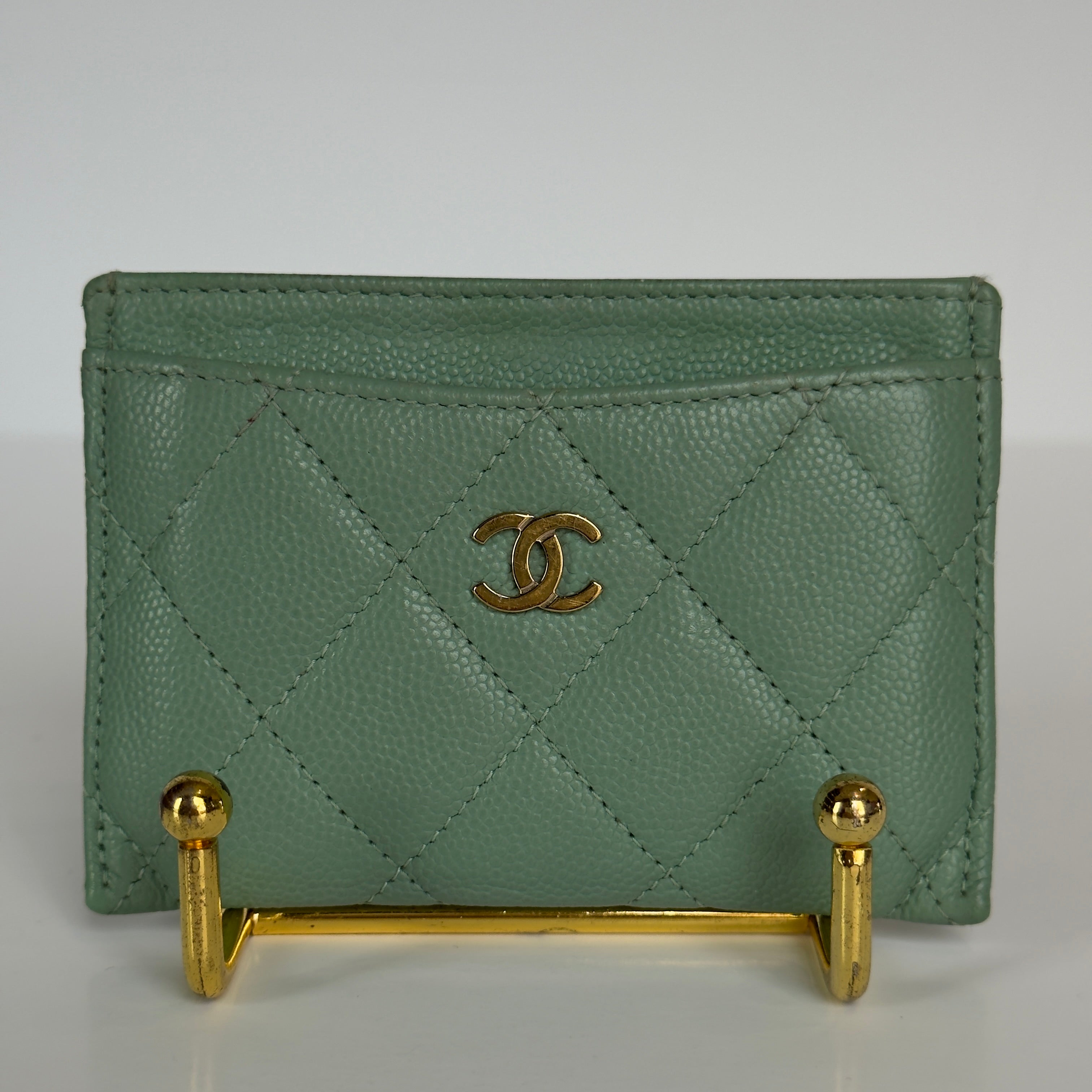Chanel Interlocking CC Logo Card Holder Green - Queen May