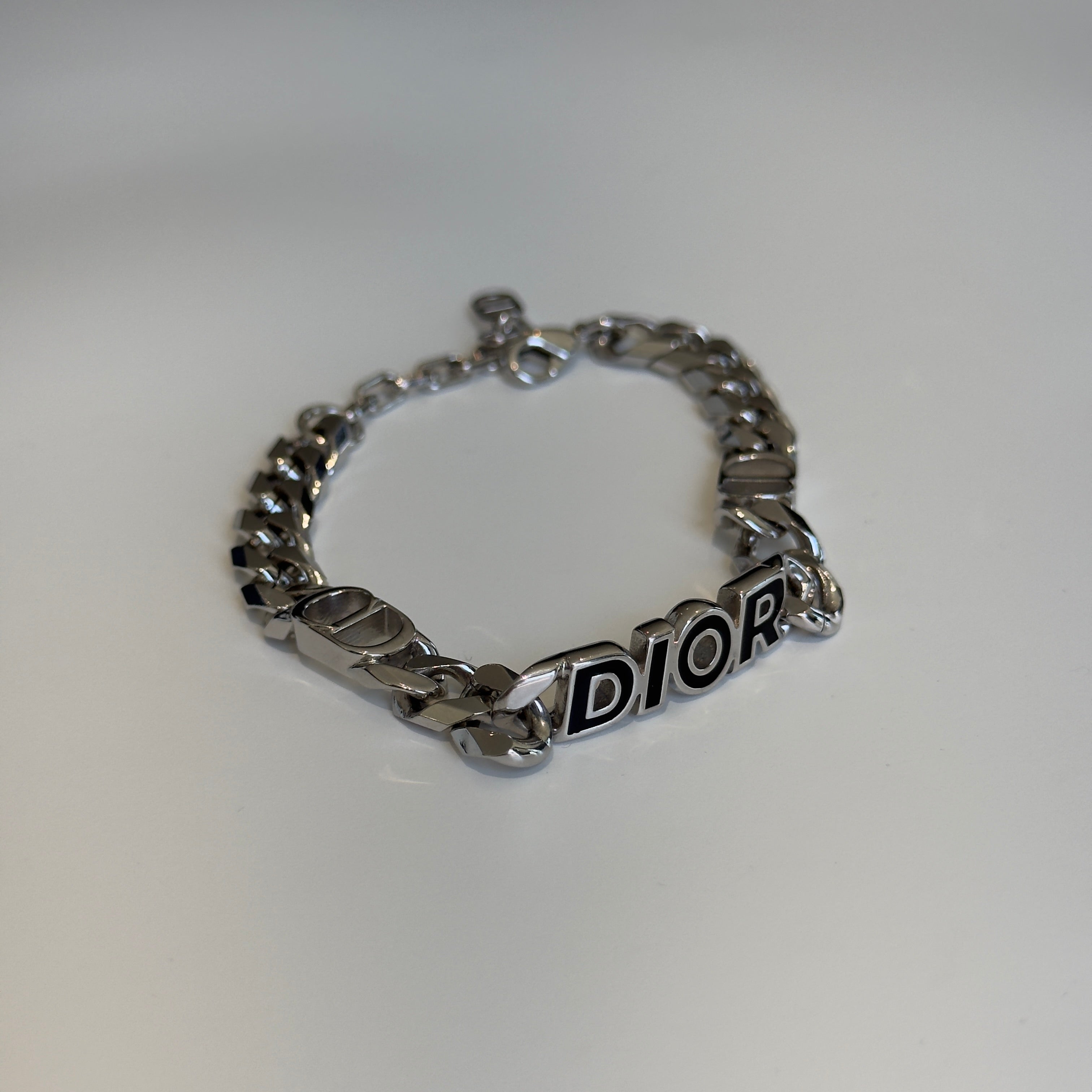 Christian Dior Italic Chain Link Bracelet - Queen May
