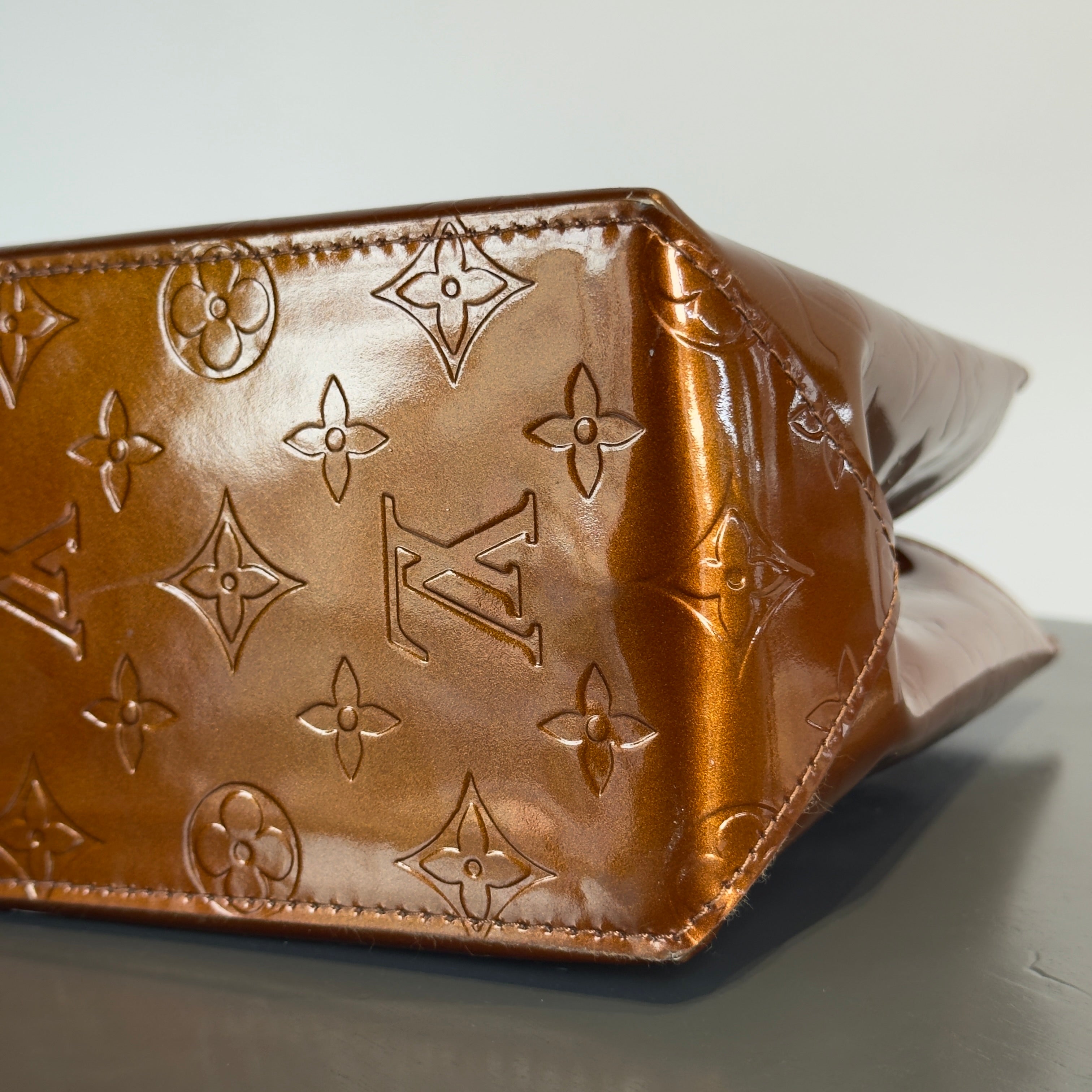 Louis Vuitton Vernis Reade PM Bronze - Queen May