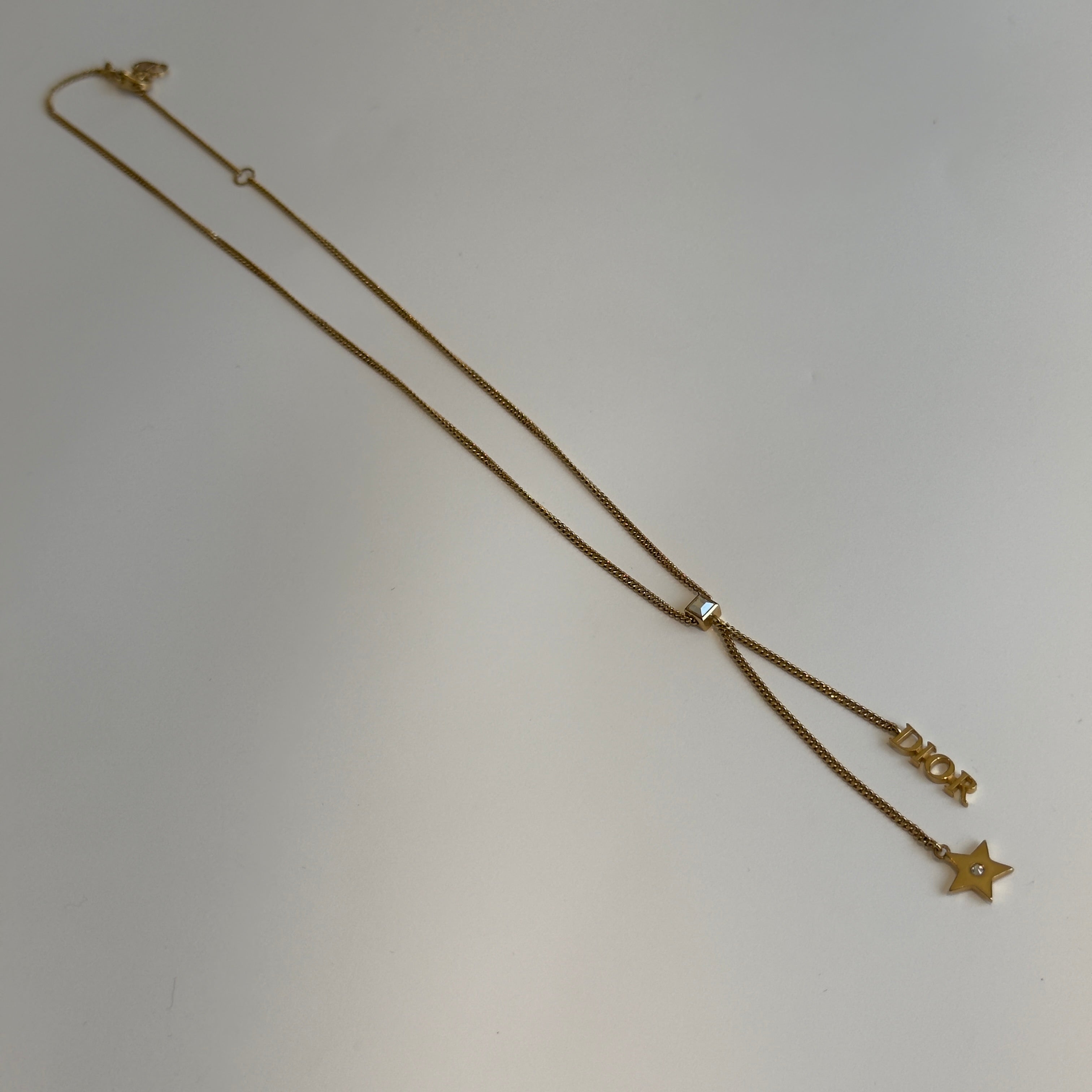 Dior Lariat Star Charm Necklace - Queen May