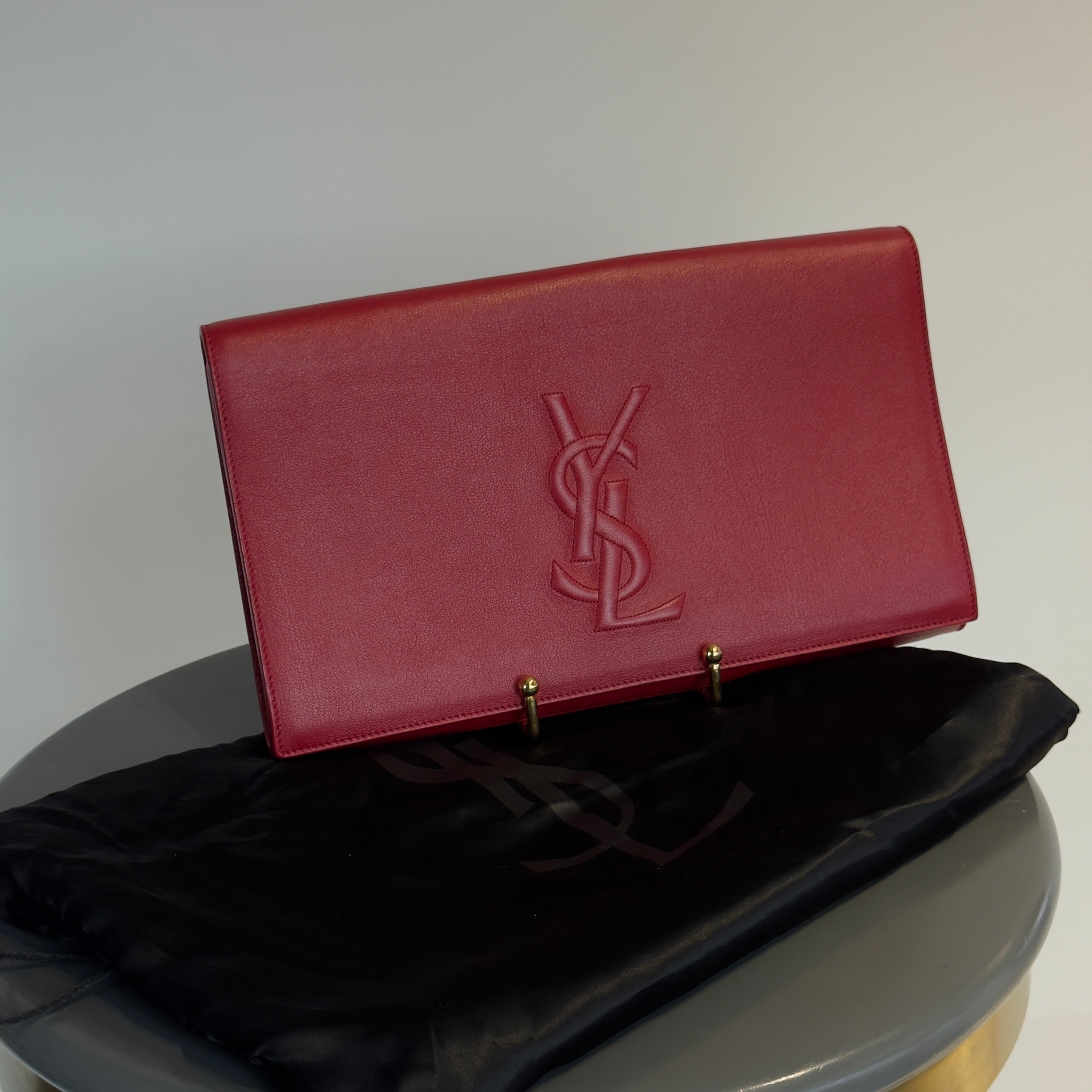 Yves Saint Laurent Belle De Jour Clutch Red - Queen May