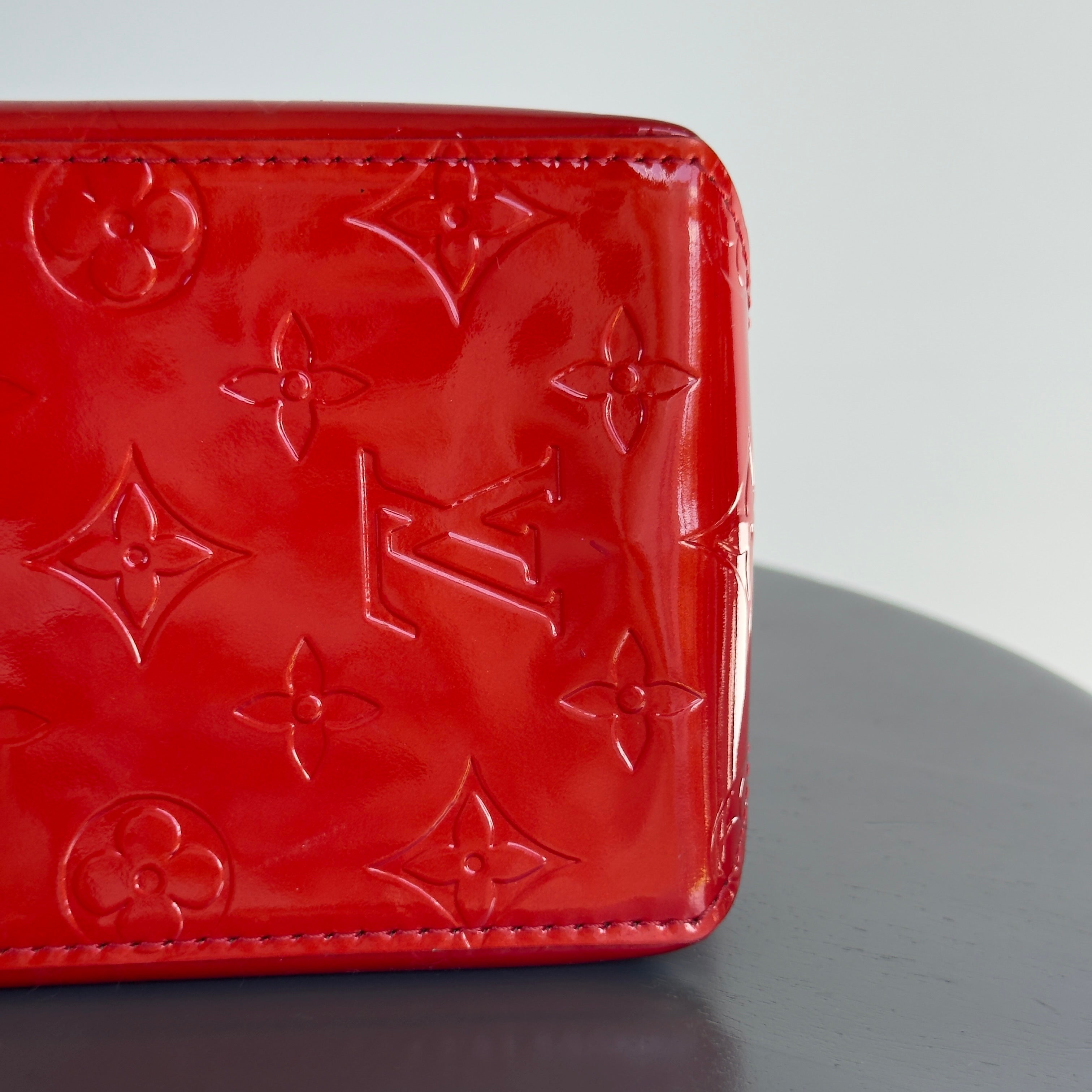 Louis Vuitton Vernis Reade Red - Queen May