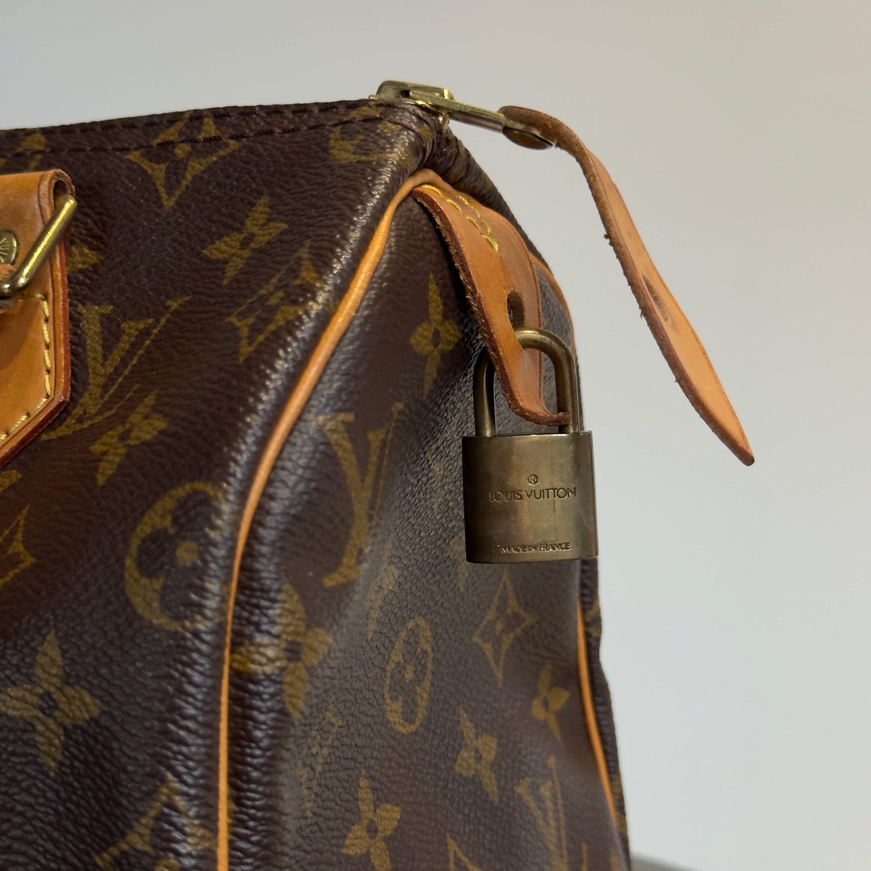 Louis Vuitton Monogram Speedy 25 - Queen May