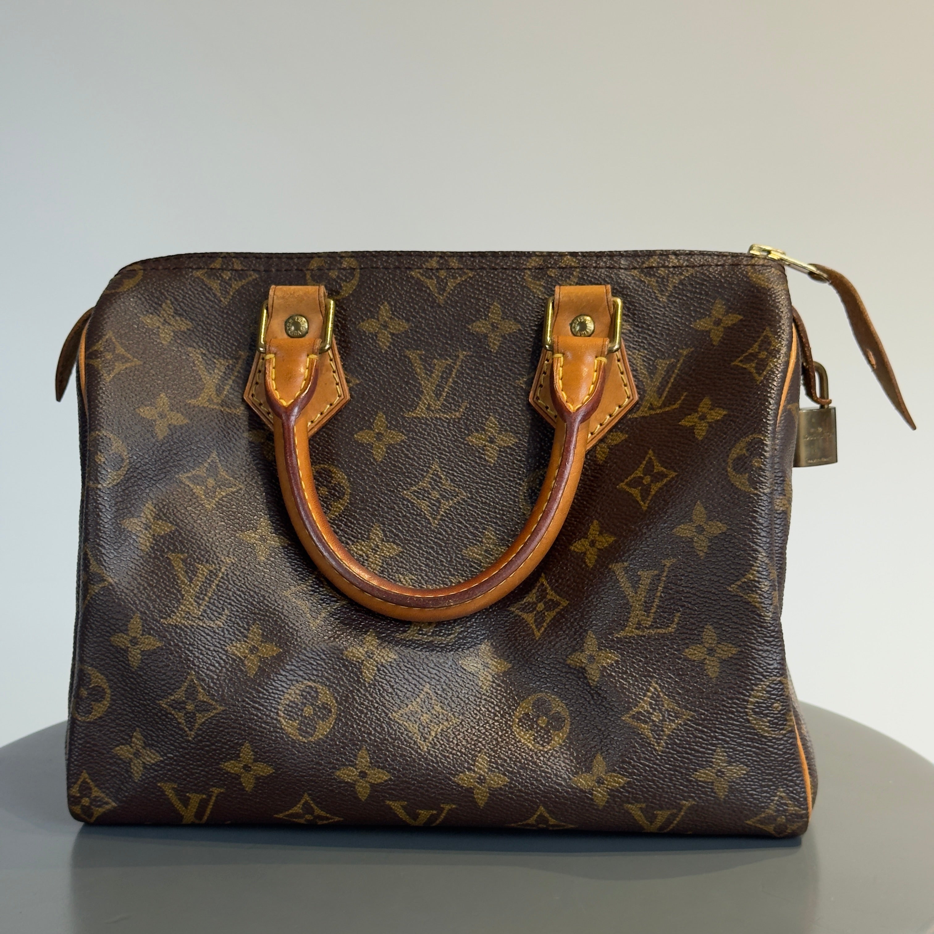 Louis Vuitton Monogram Speedy 25 - Queen May