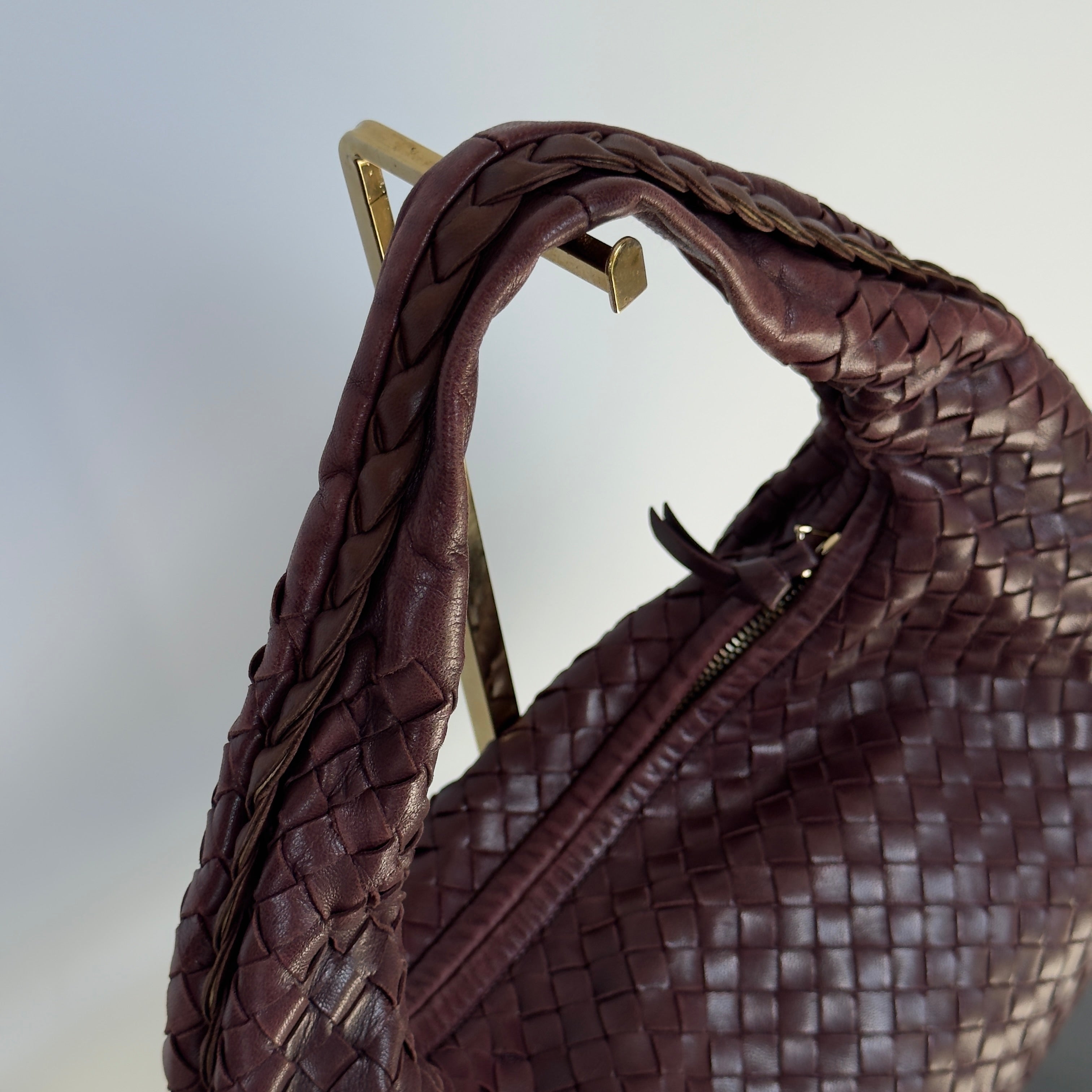 Bottega Veneta Intrecciato Hobo Maroon - Queen May