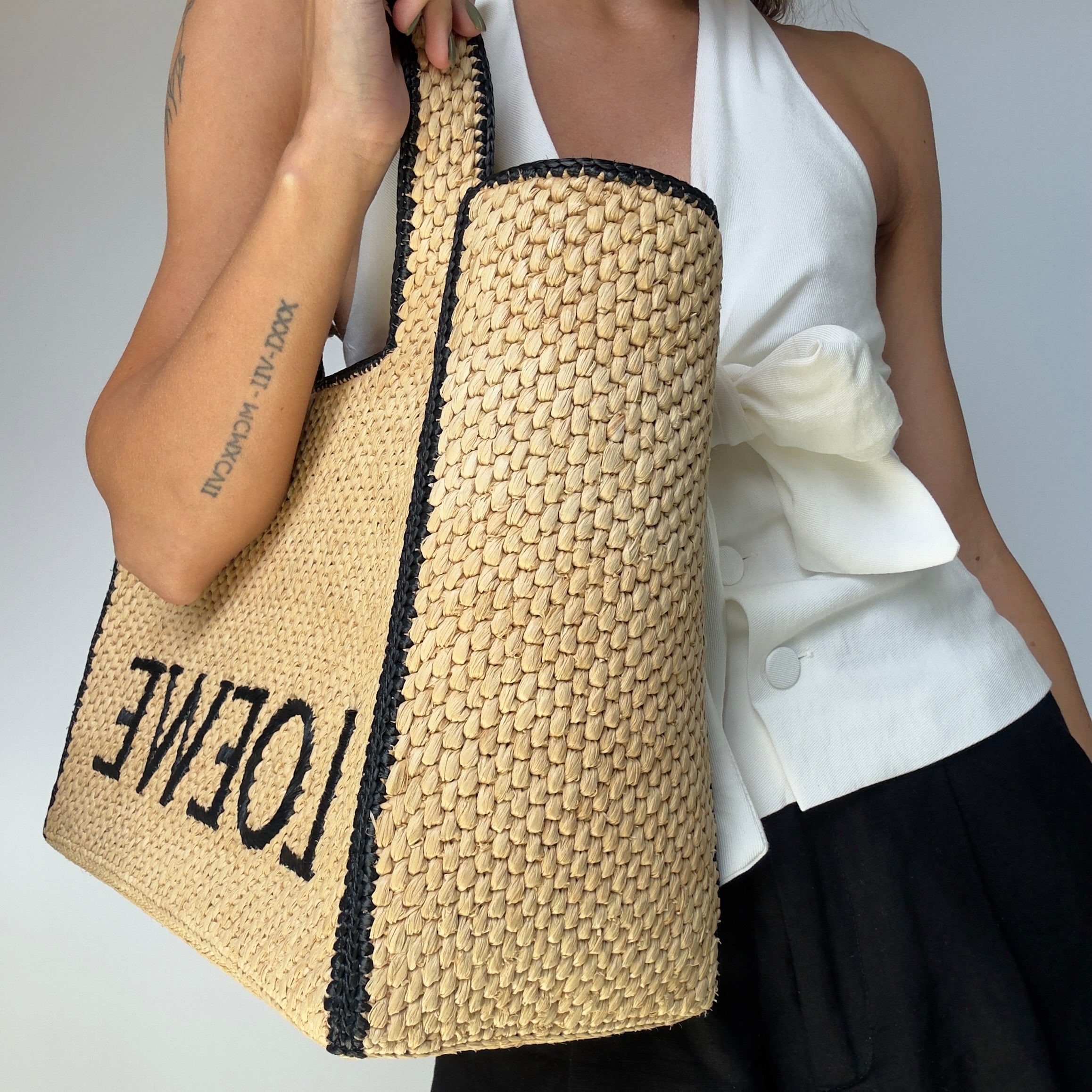 Loewe X Paula's Ibiza Font Large Tote Bag Raffia - Queen May
