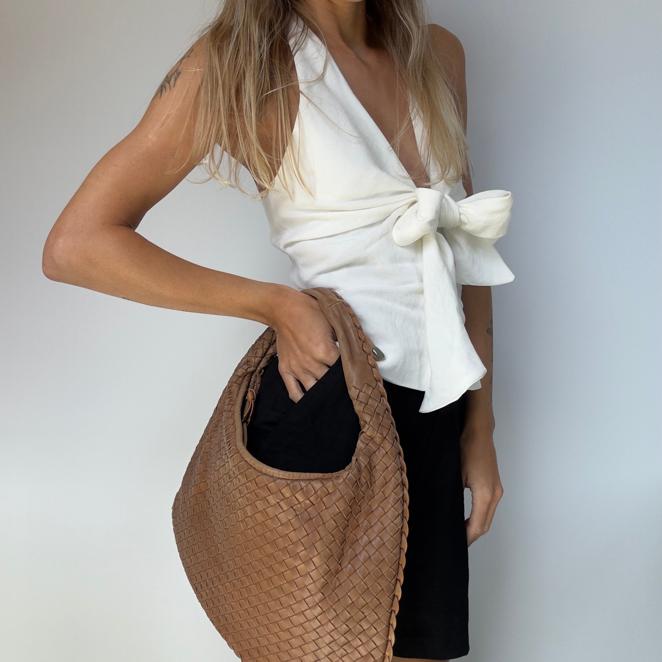 Bottega Veneta Intrecciato Brown - Queen May