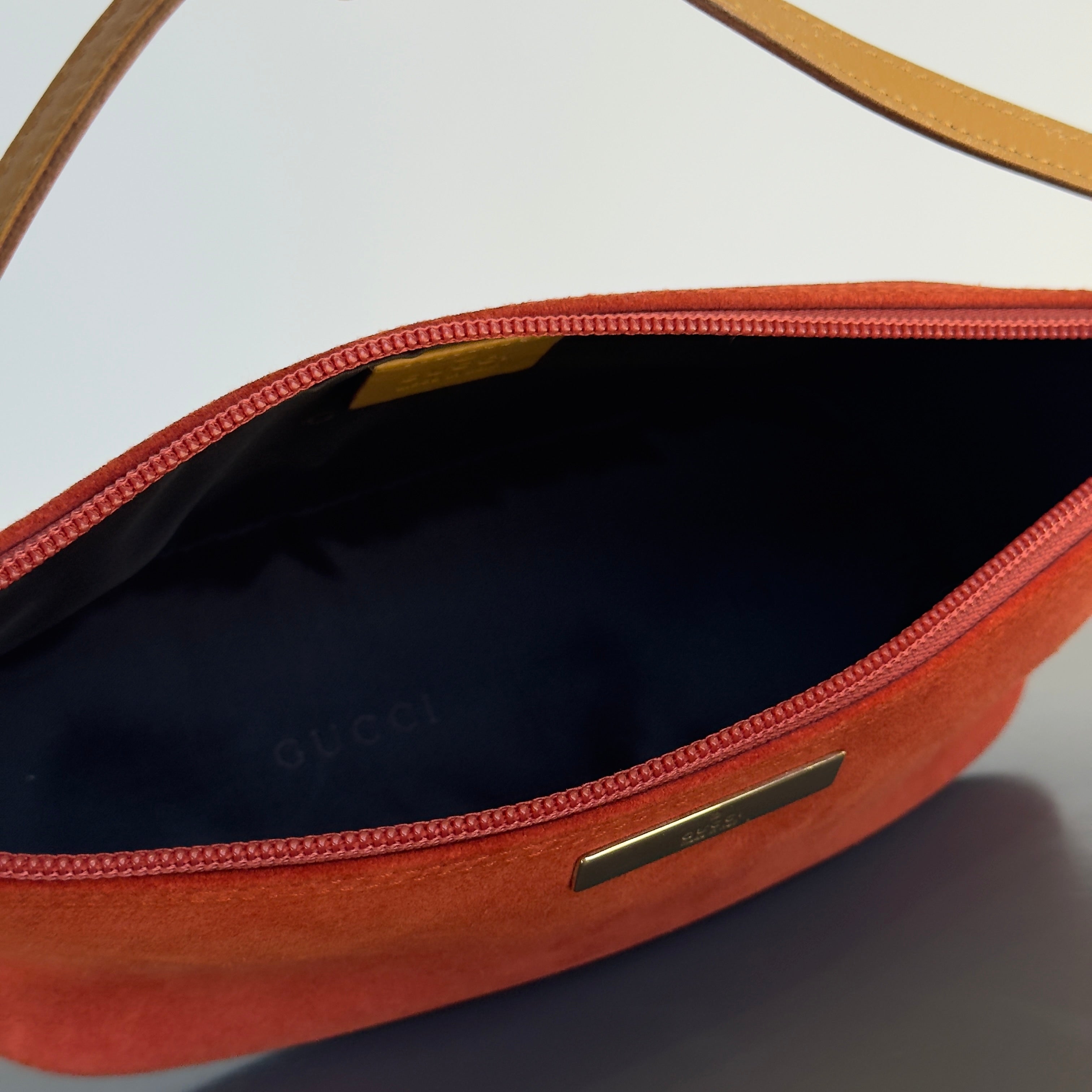 Gucci Suede Boat Pochette - Queen May