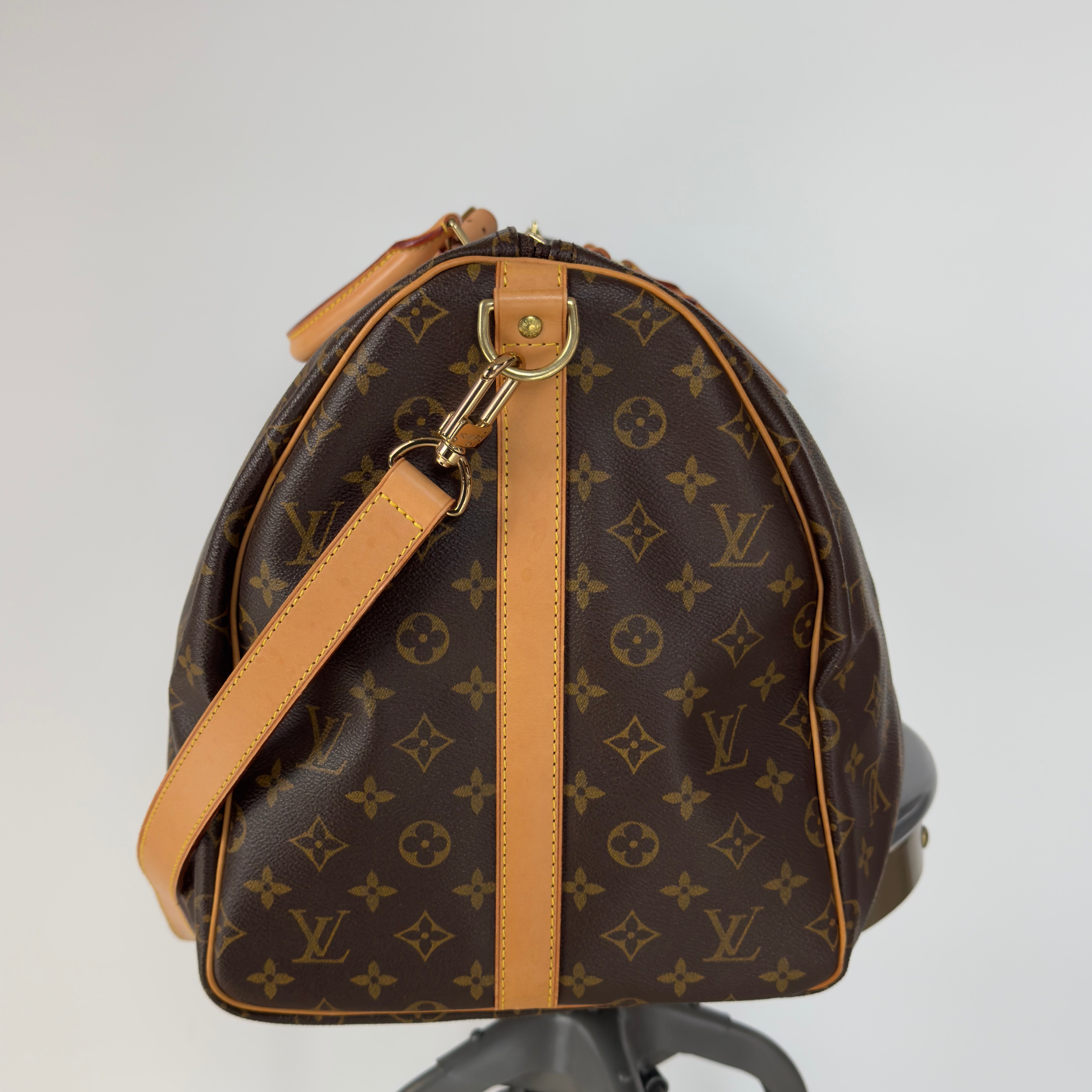 Louis Vuitton Monogram Keepall Bandouliere 55 - Queen May