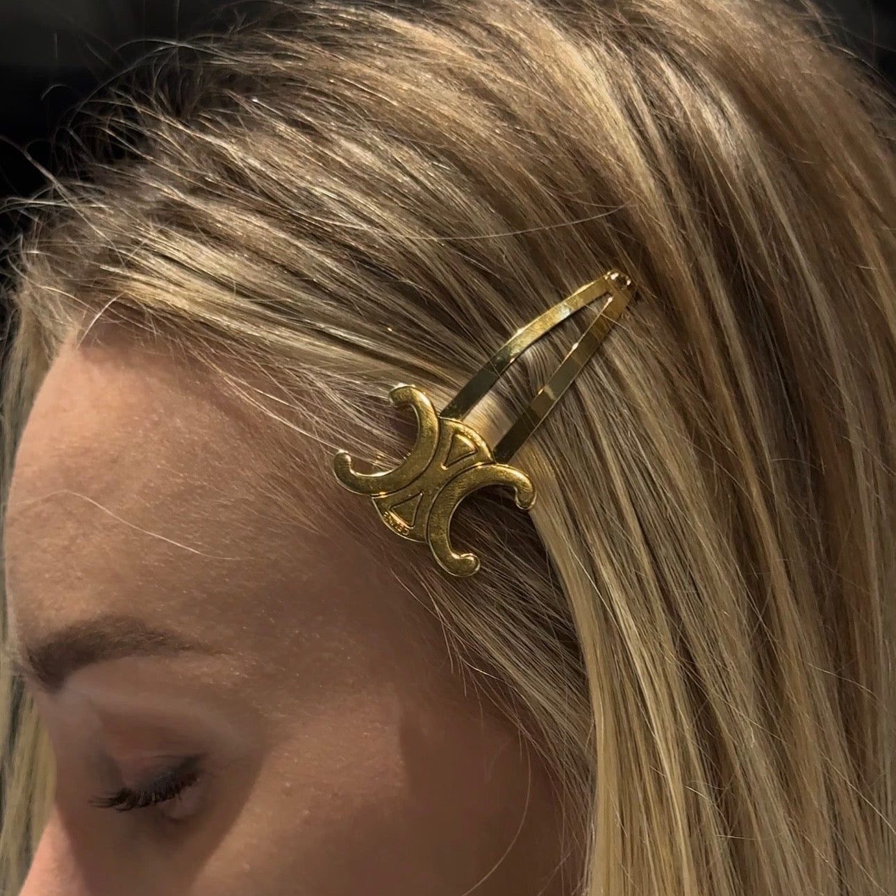 Celine Set Of 2 Snap Hair Clips in Brass with Gold Finish and Steel