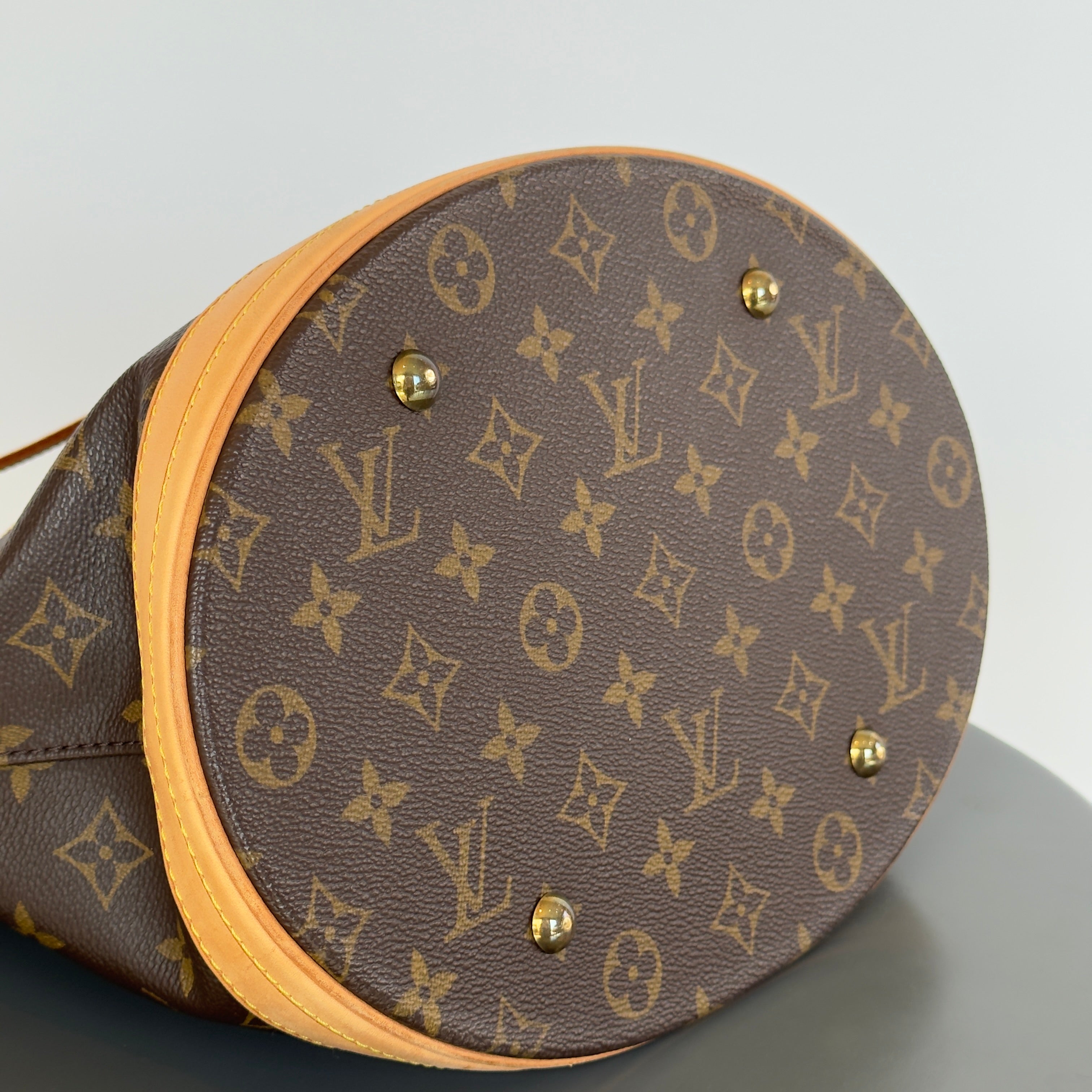 Louis Vuitton Marais Bucket Bag GM With Pouch - Queen May
