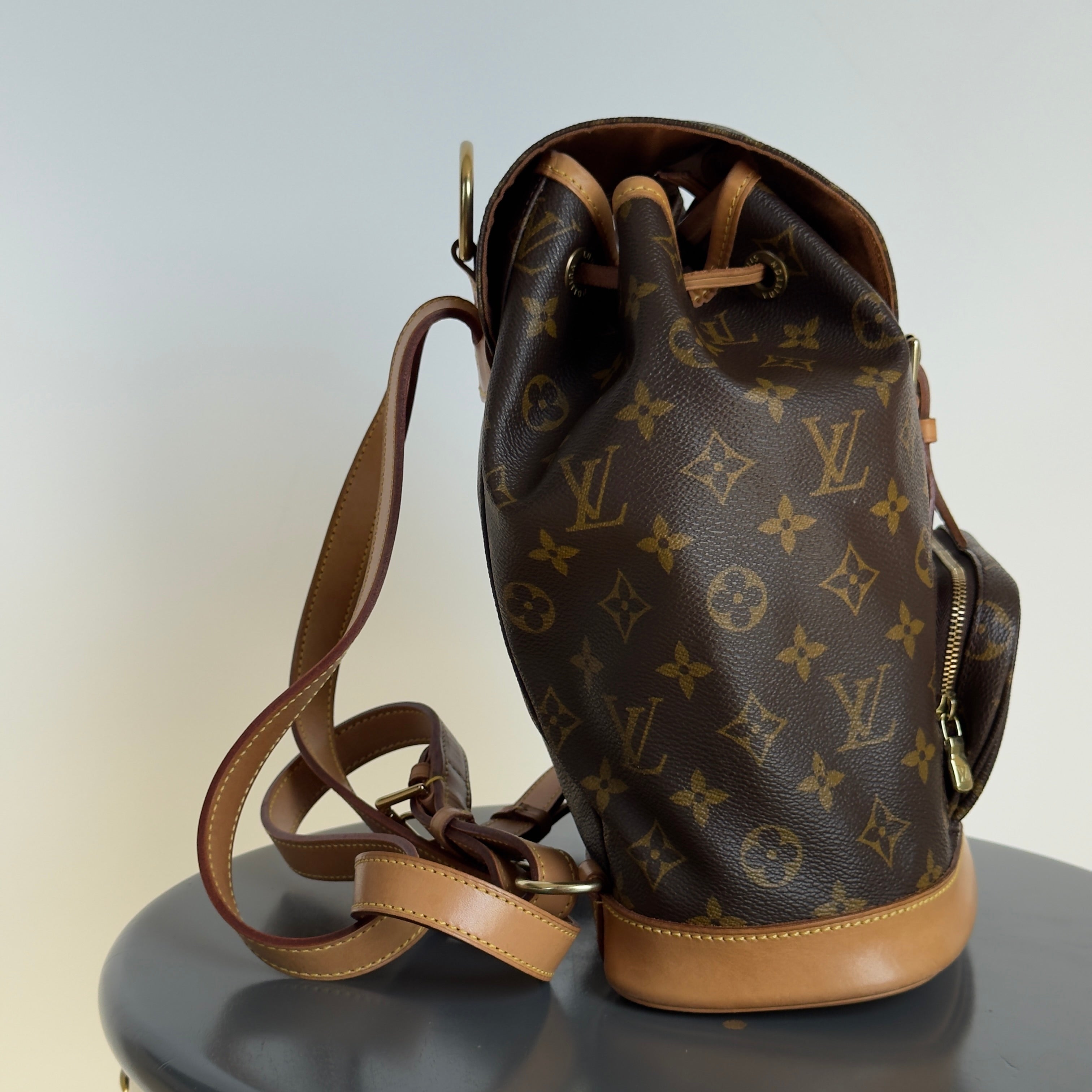 Louis Vuitton Monogram Montsouris MM - Queen May