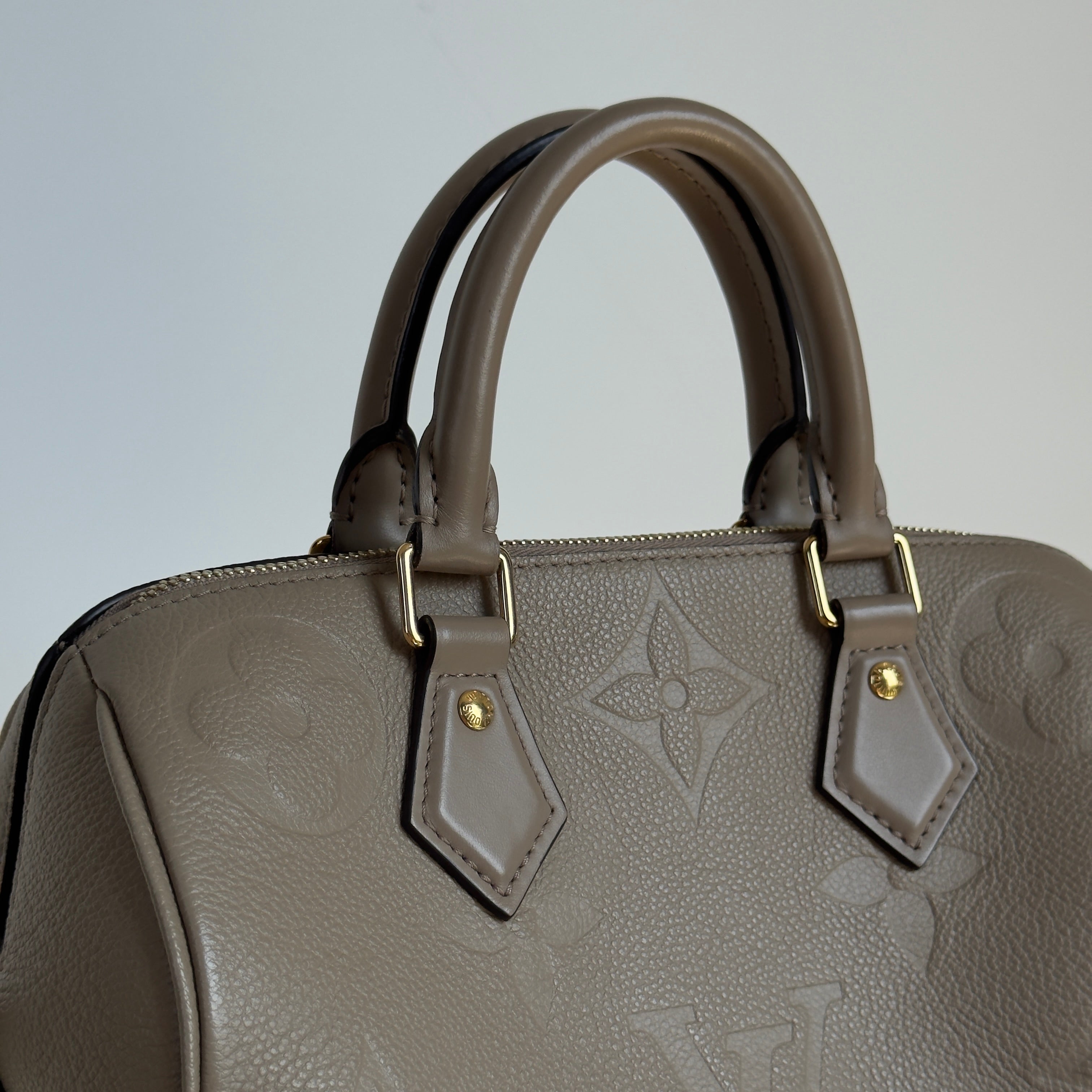 Louis Vuitton Monogram Empreinte Speedy Bandouliere 25 - Queen May