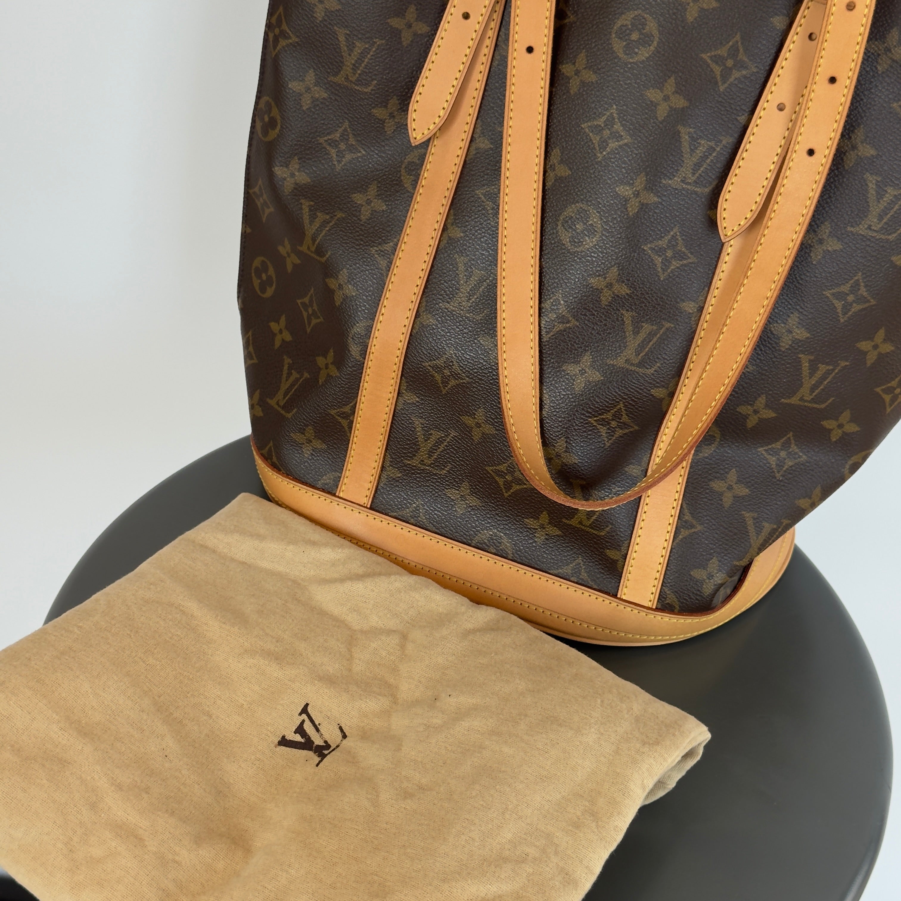 Louis Vuitton Monogram Marais Bucket Bag GM - Queen May