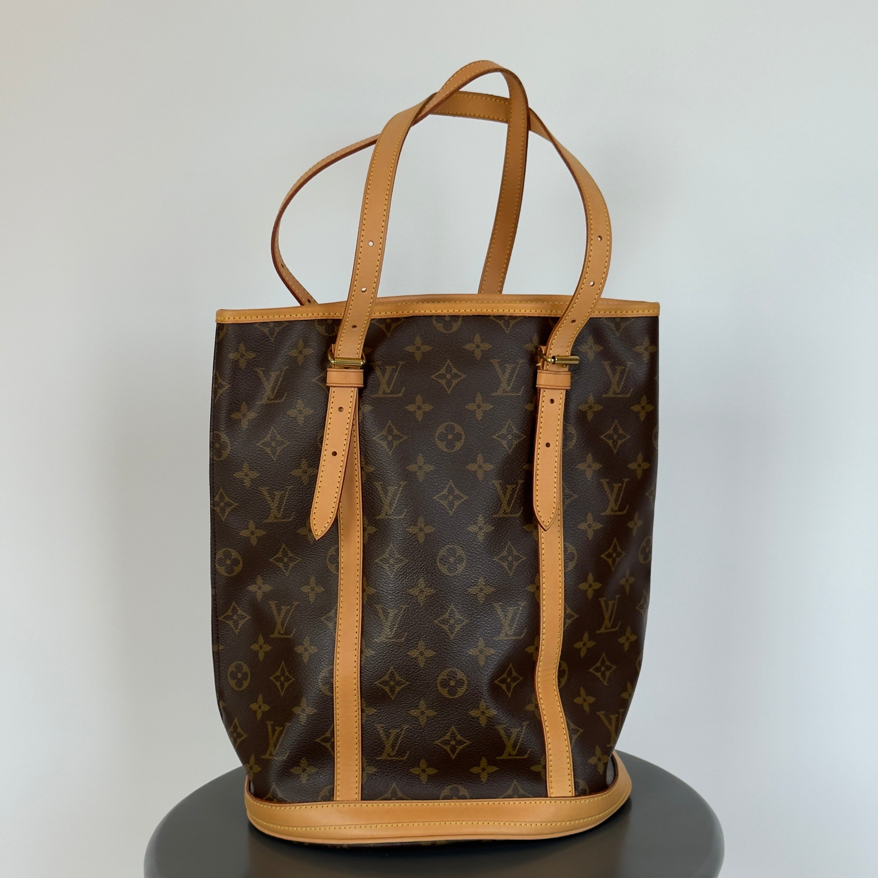 Louis Vuitton Monogram Marais Bucket Bag GM - Queen May