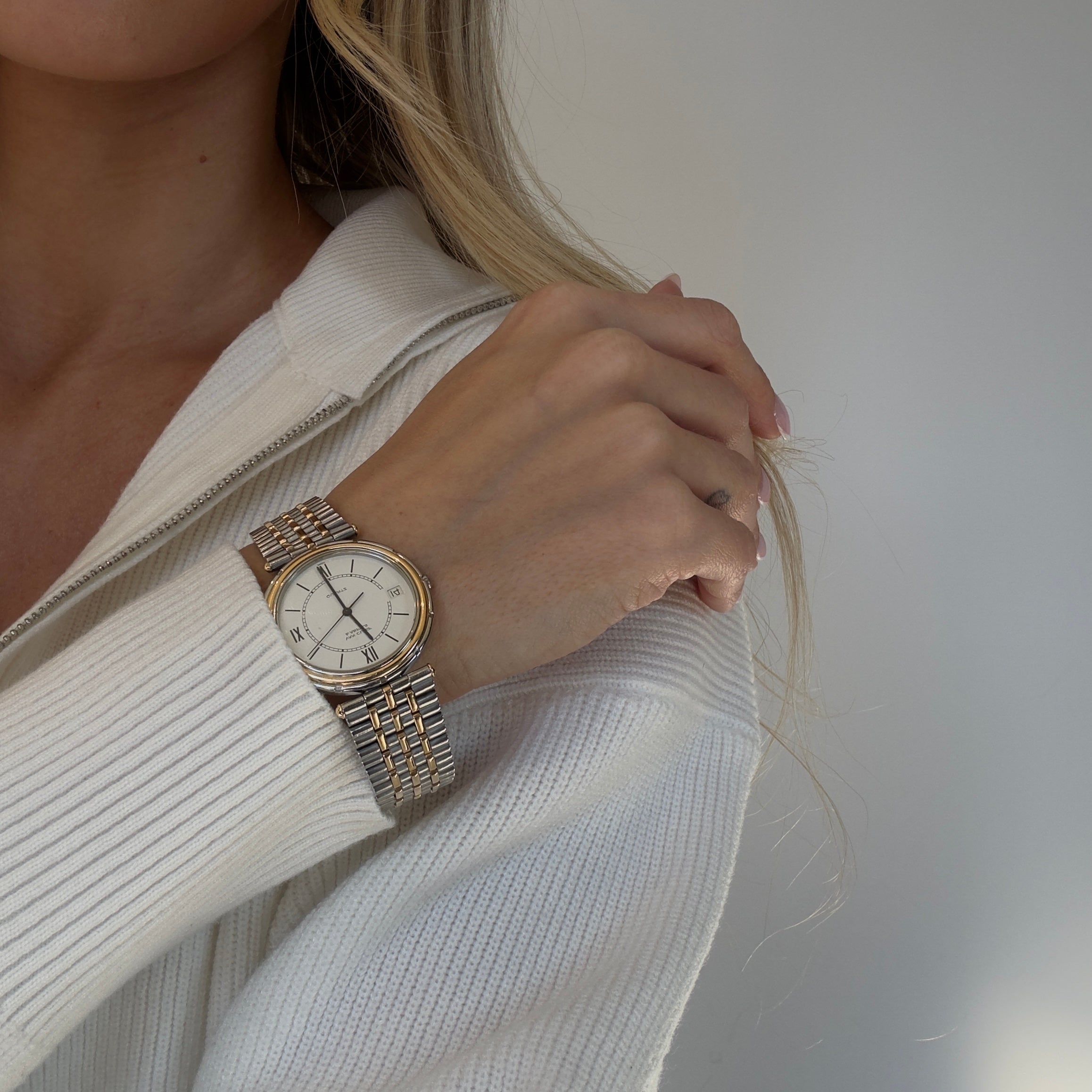 Van Cleef and Arpels La Collection Two Tone Watch - Queen May