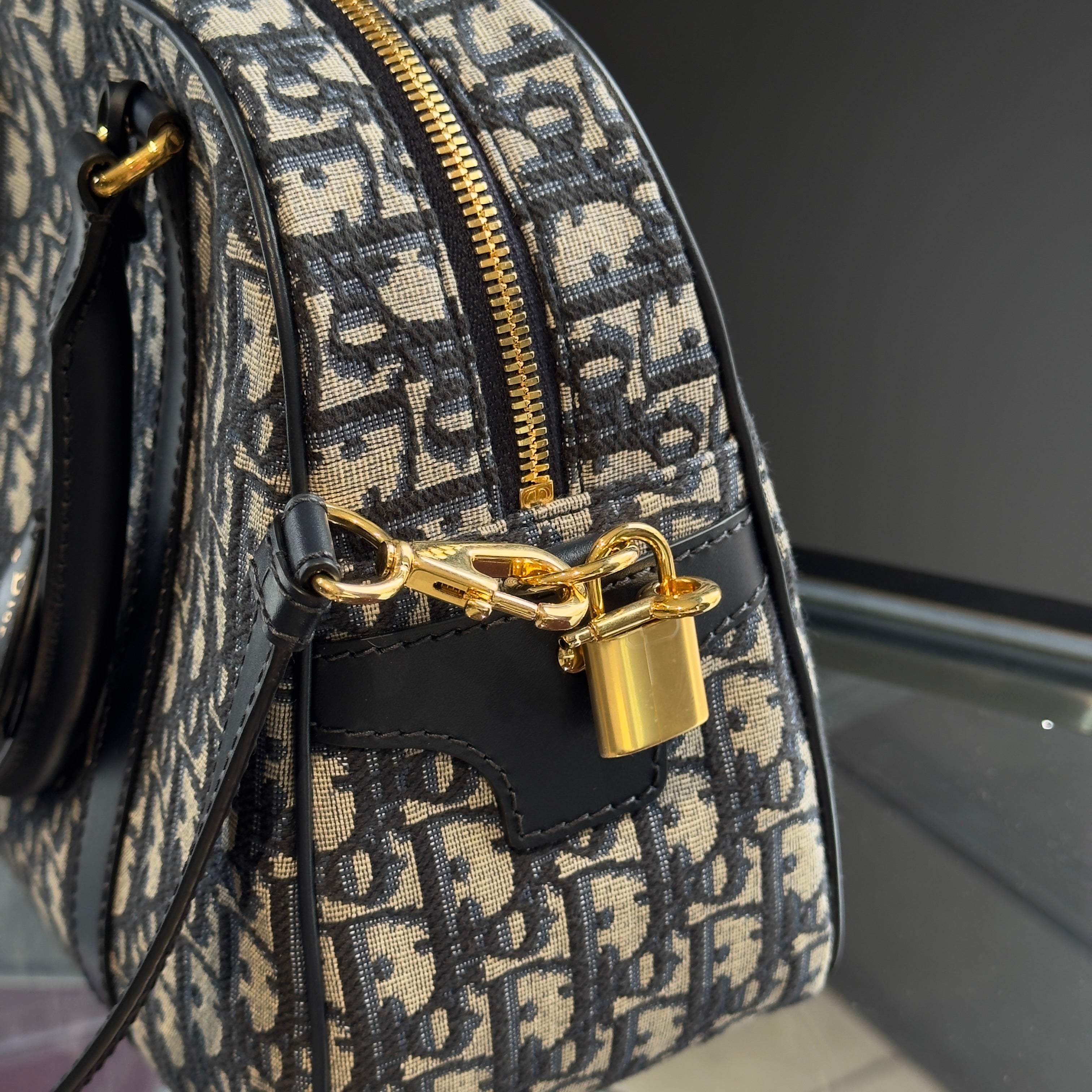 Dior D-Vibe Bowling Bag Oblique Large - Queen May