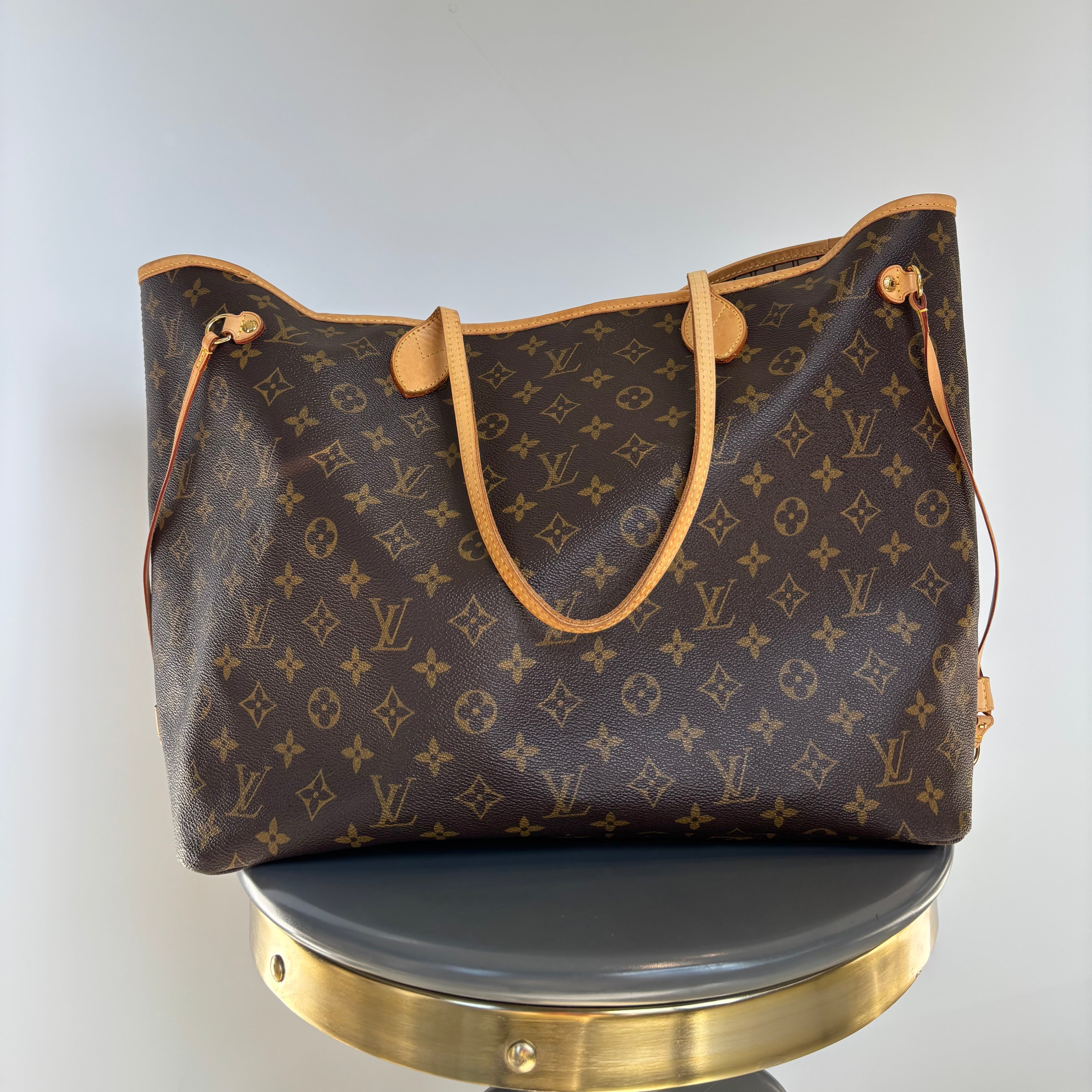 Louis Vuitton Monogram Neverfull GM - Queen May