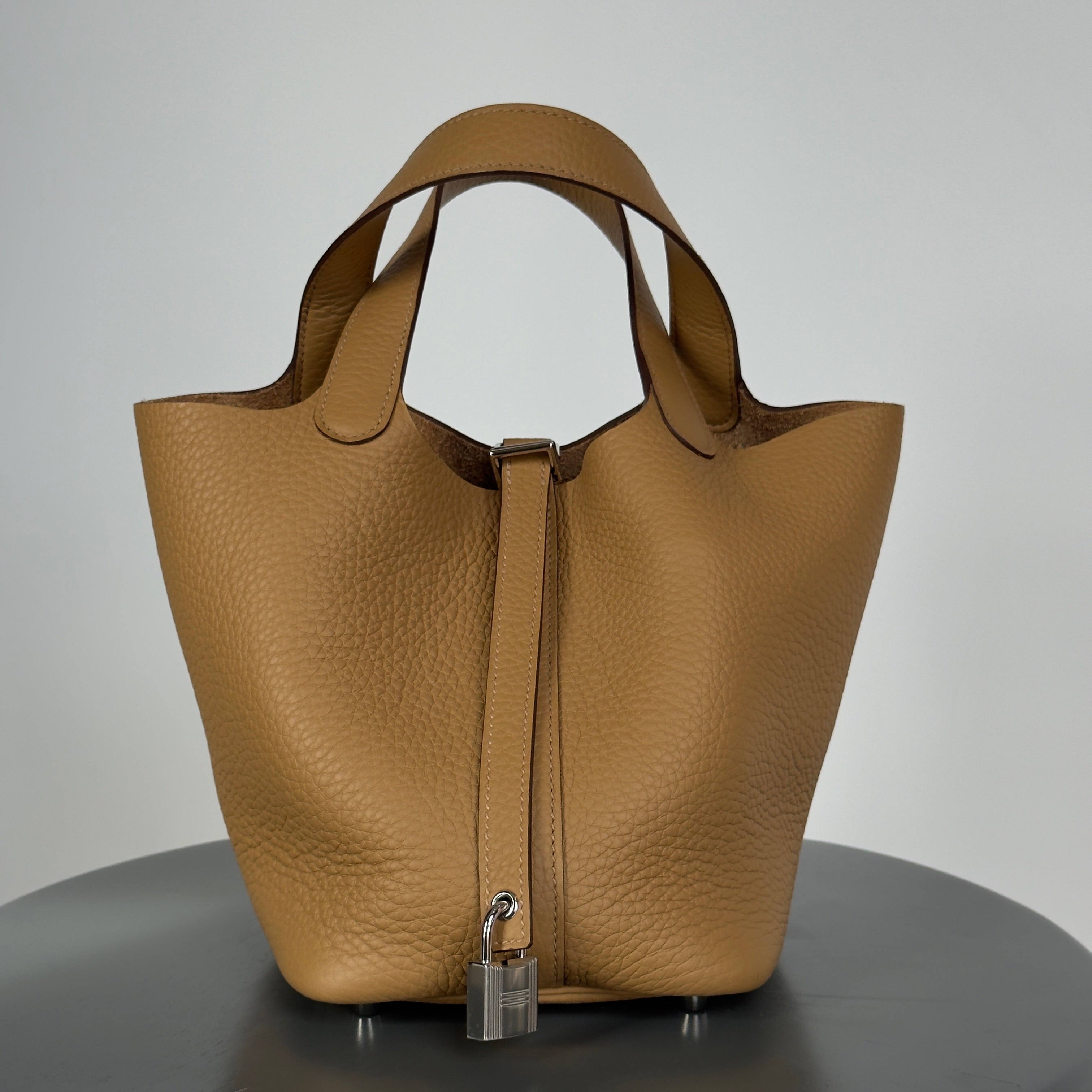 Hermes 2025 Clemence Picotin Lock 18 - Queen May