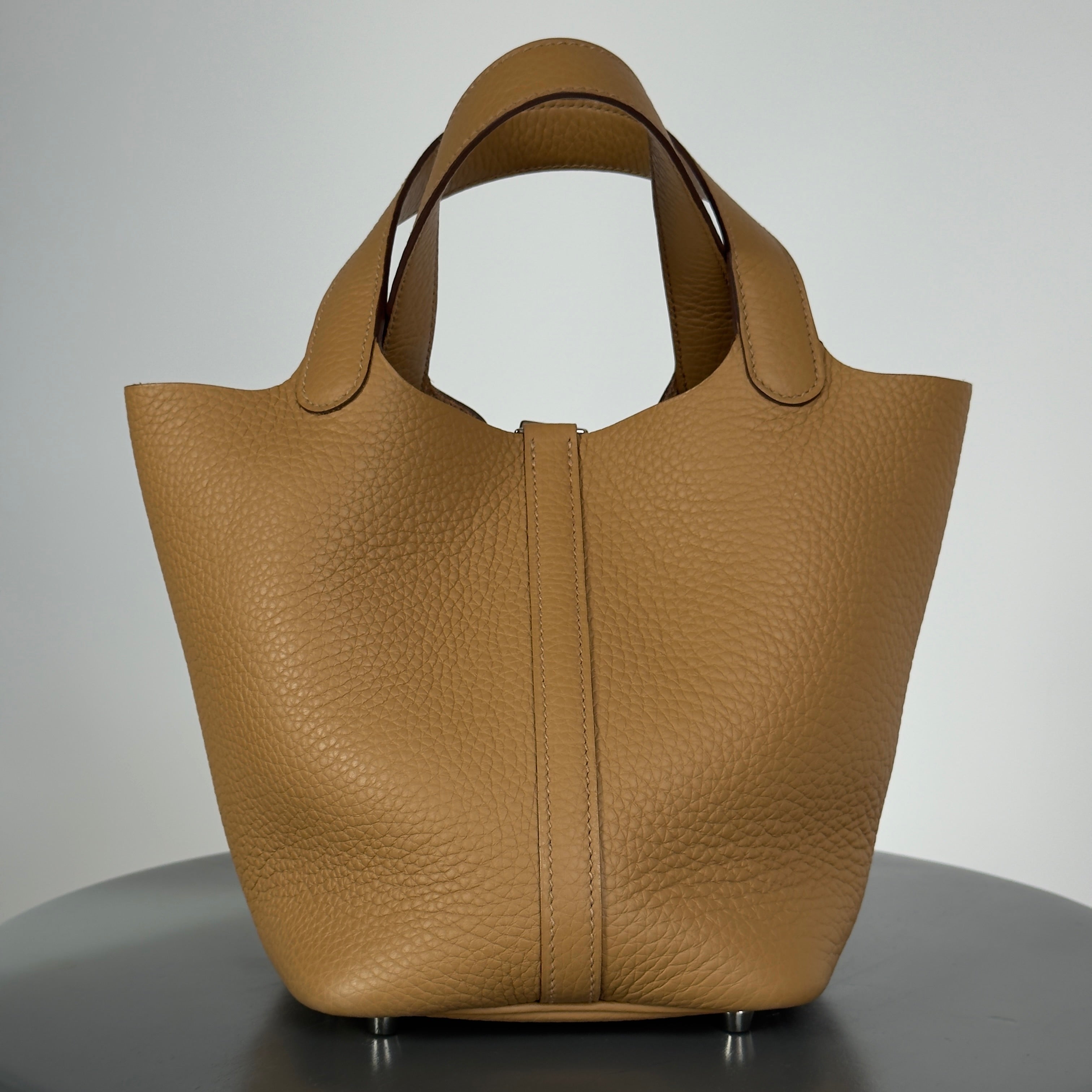 Hermes 2025 Clemence Picotin Lock 18 - Queen May