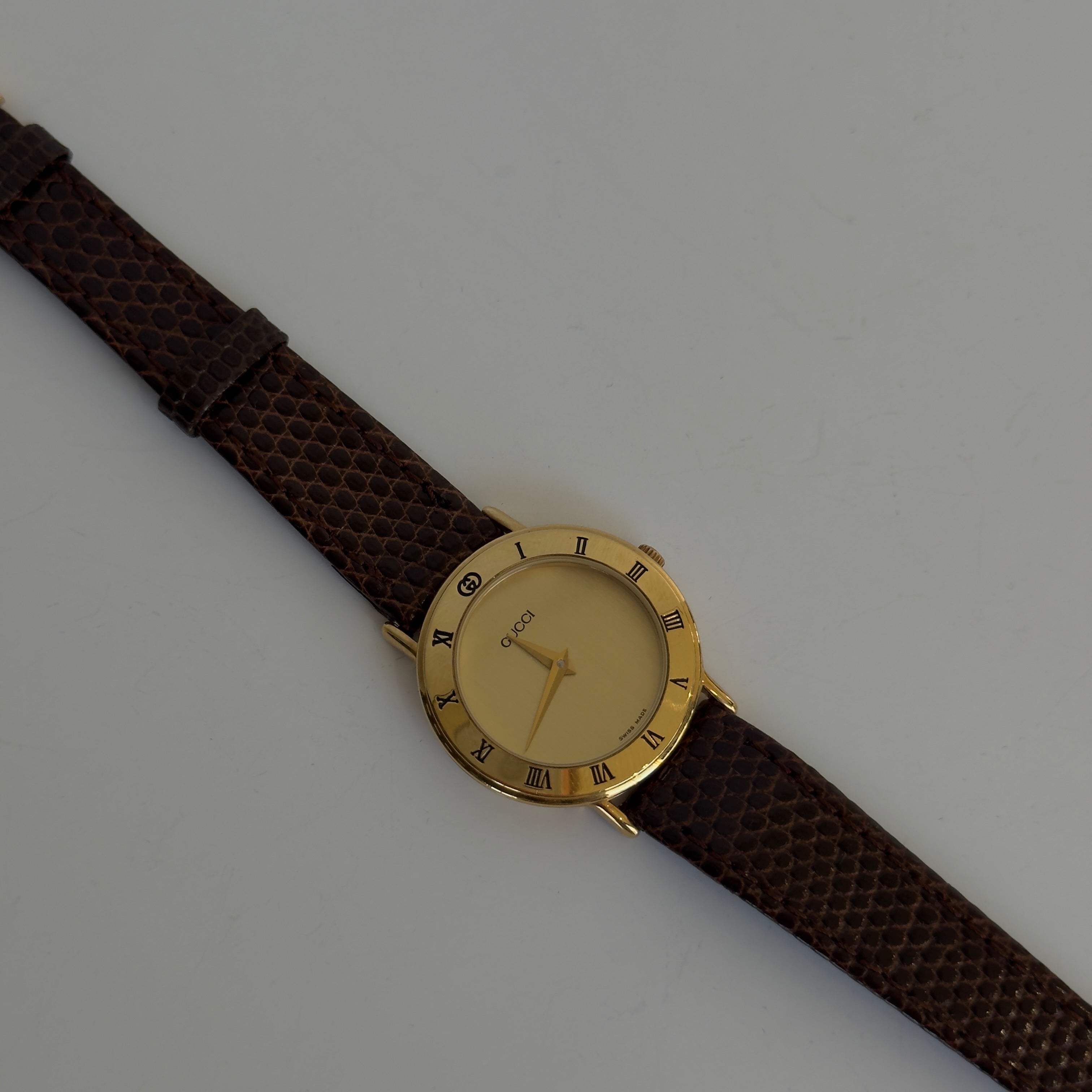 Gucci 3000.2L Ladies Gold Tone Watch - Queen May