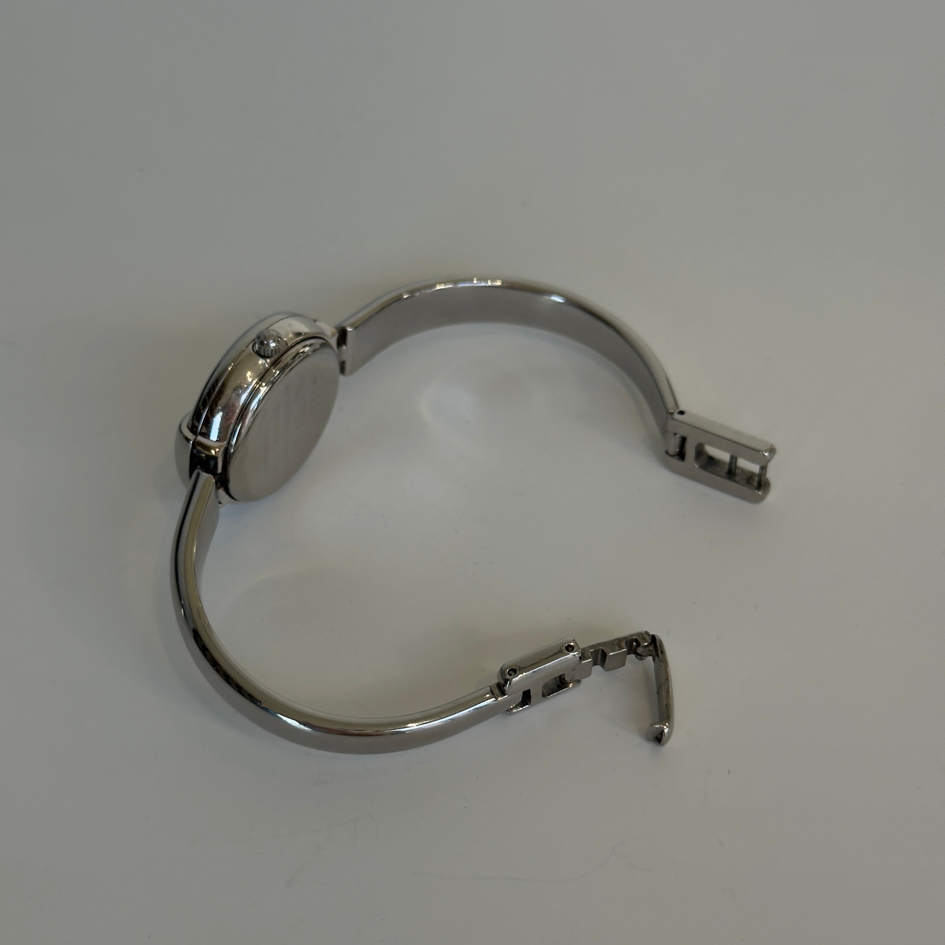 Gucci 1400L Bangle Horsebit Watch Black Dial - Queen May