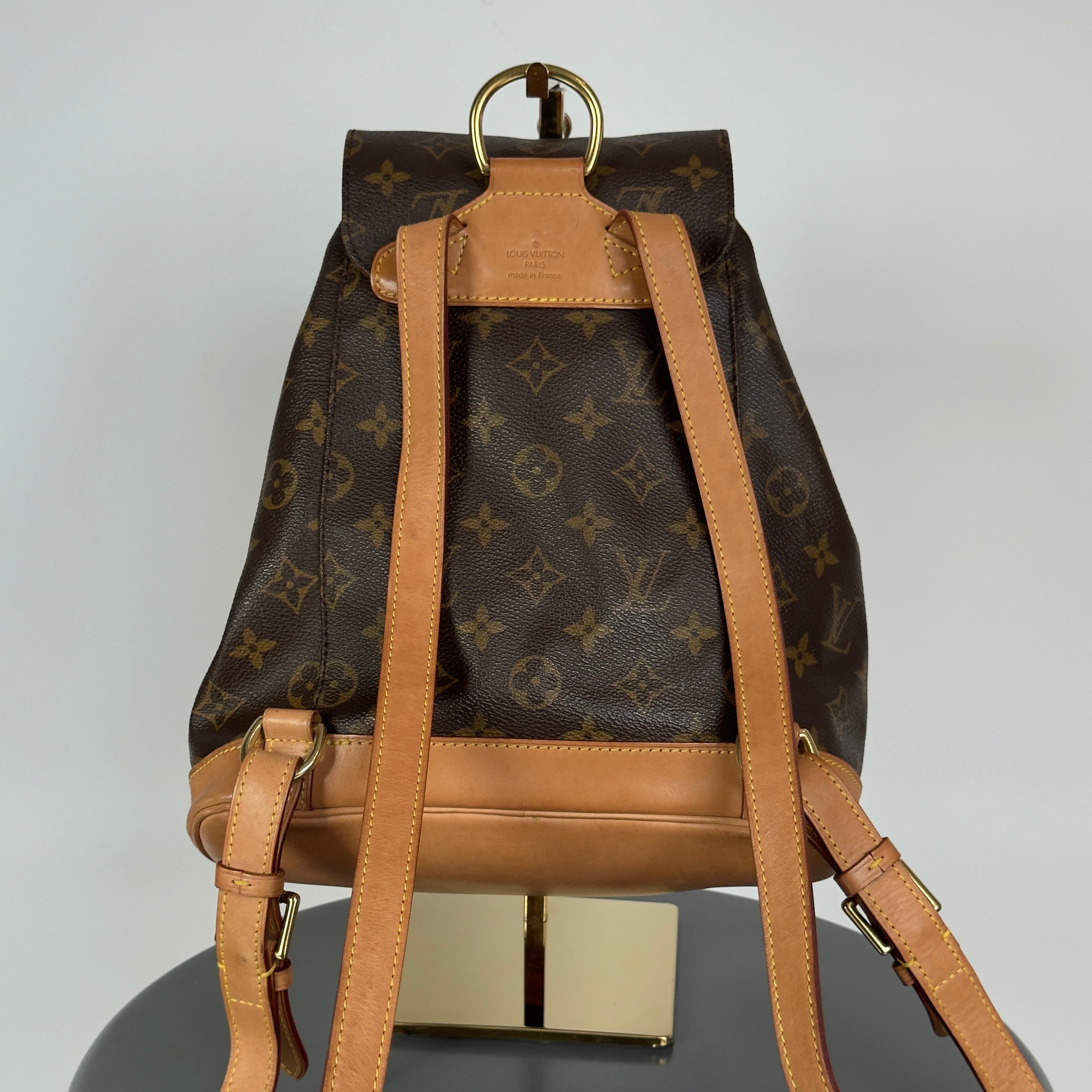 Louis Vuitton Monogram Montsouris MM - Queen May