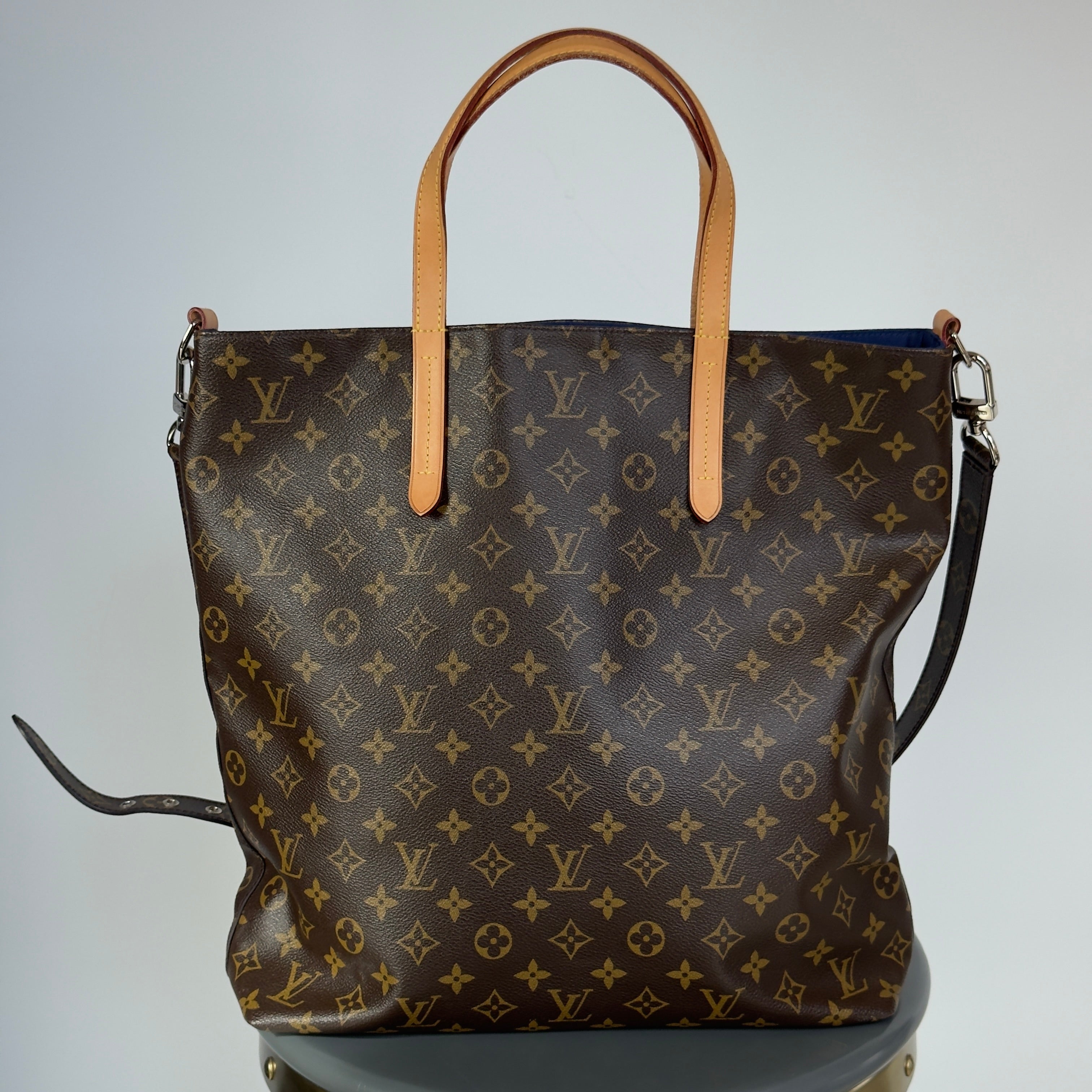 Louis Vuitton Spring 2015 Cabas Jour V Tote - Queen May