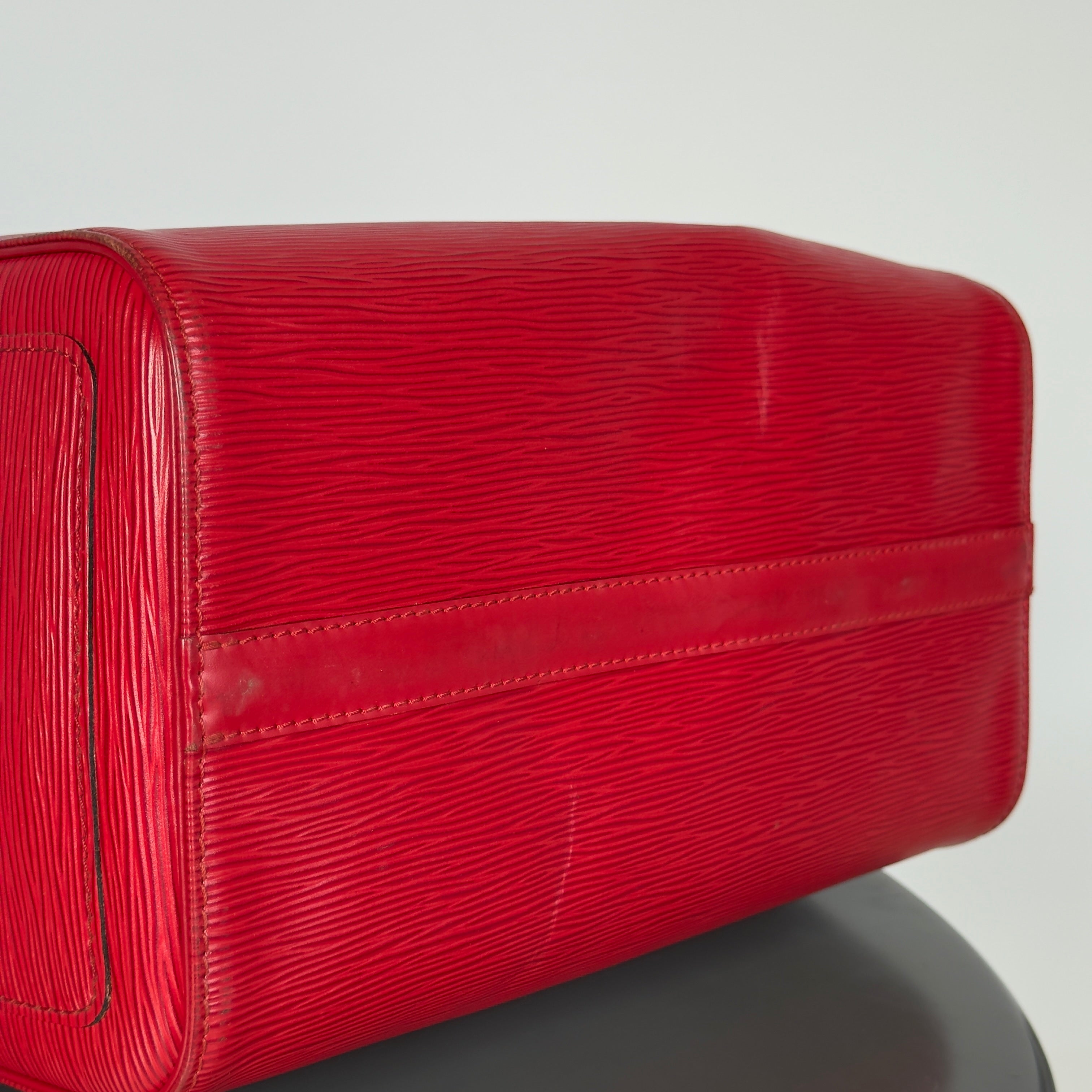 Louis Vuitton Epi Speedy 35 Red - Queen May