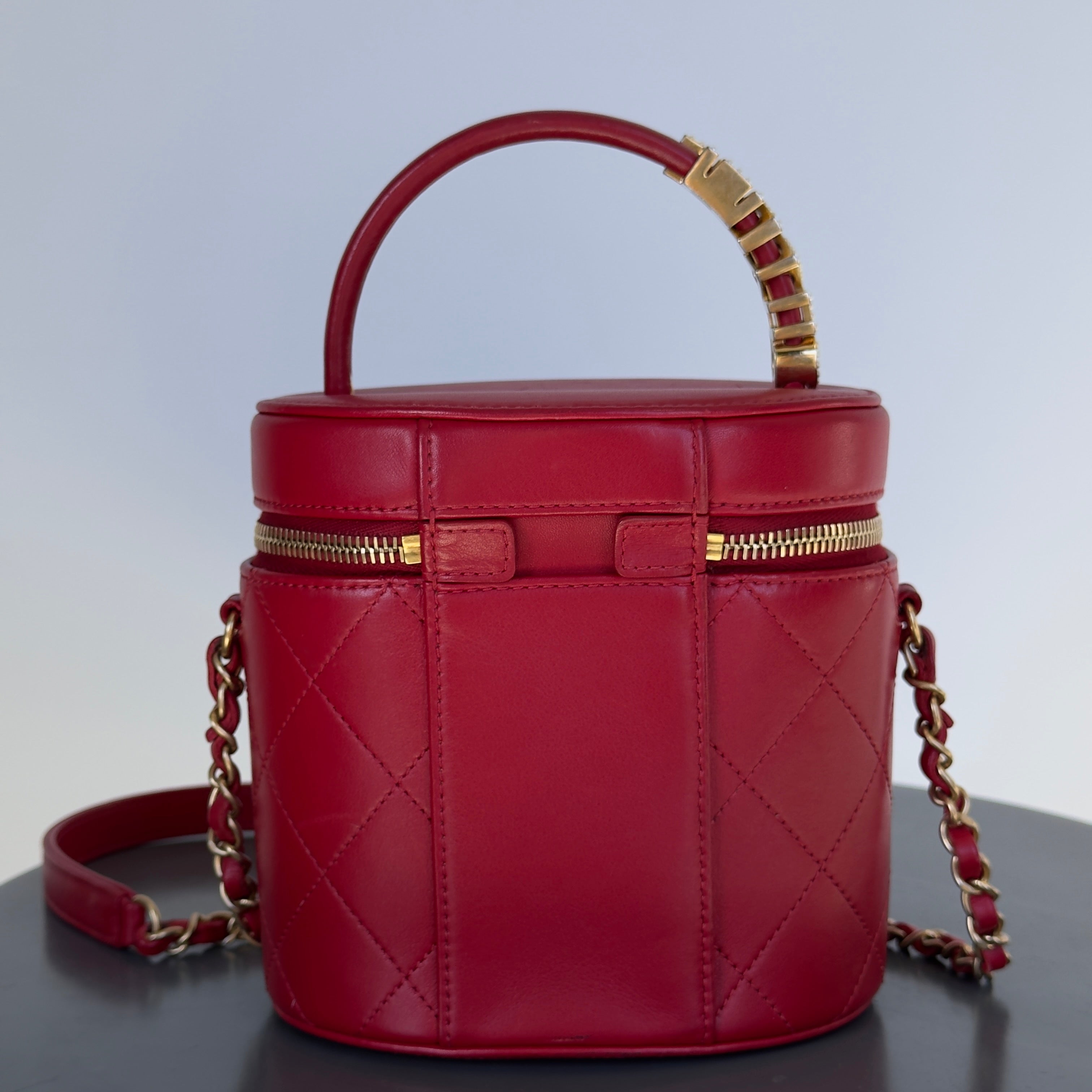 Chanel Pearl Logo Red Top Handle Vanity Case With Chain - Queen May