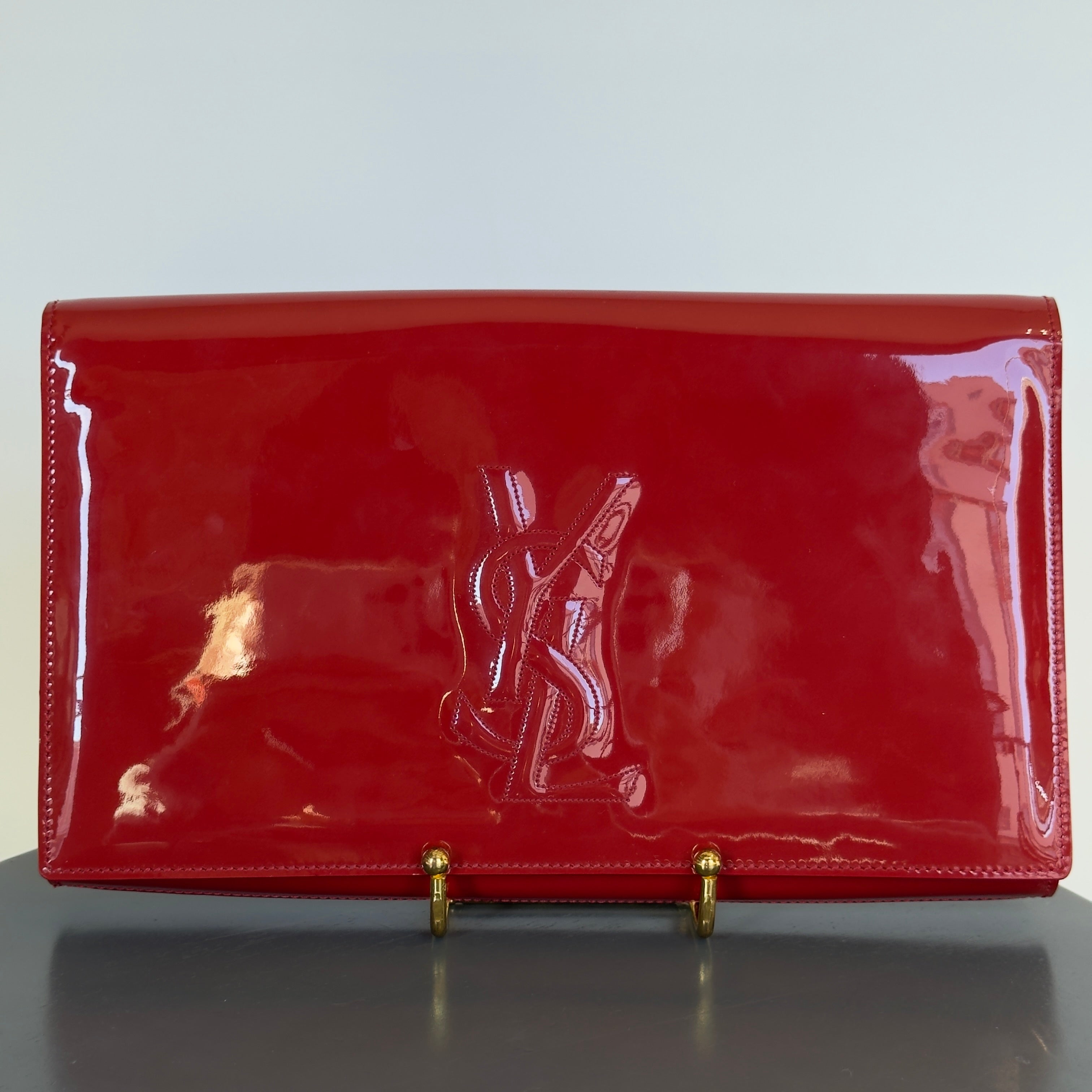 Yves Saint Laurent Belle De Jour Patent Leather Clutch Red - Queen May