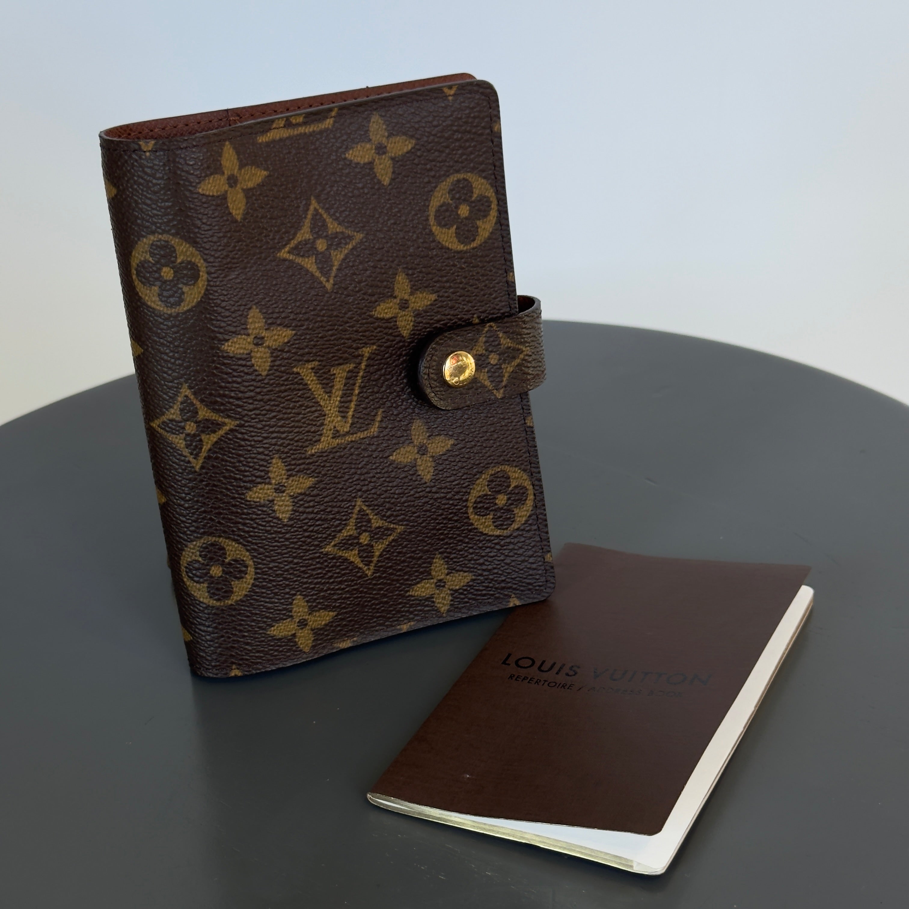 Louis Vuitton Monogram Agenda Cover - Queen May