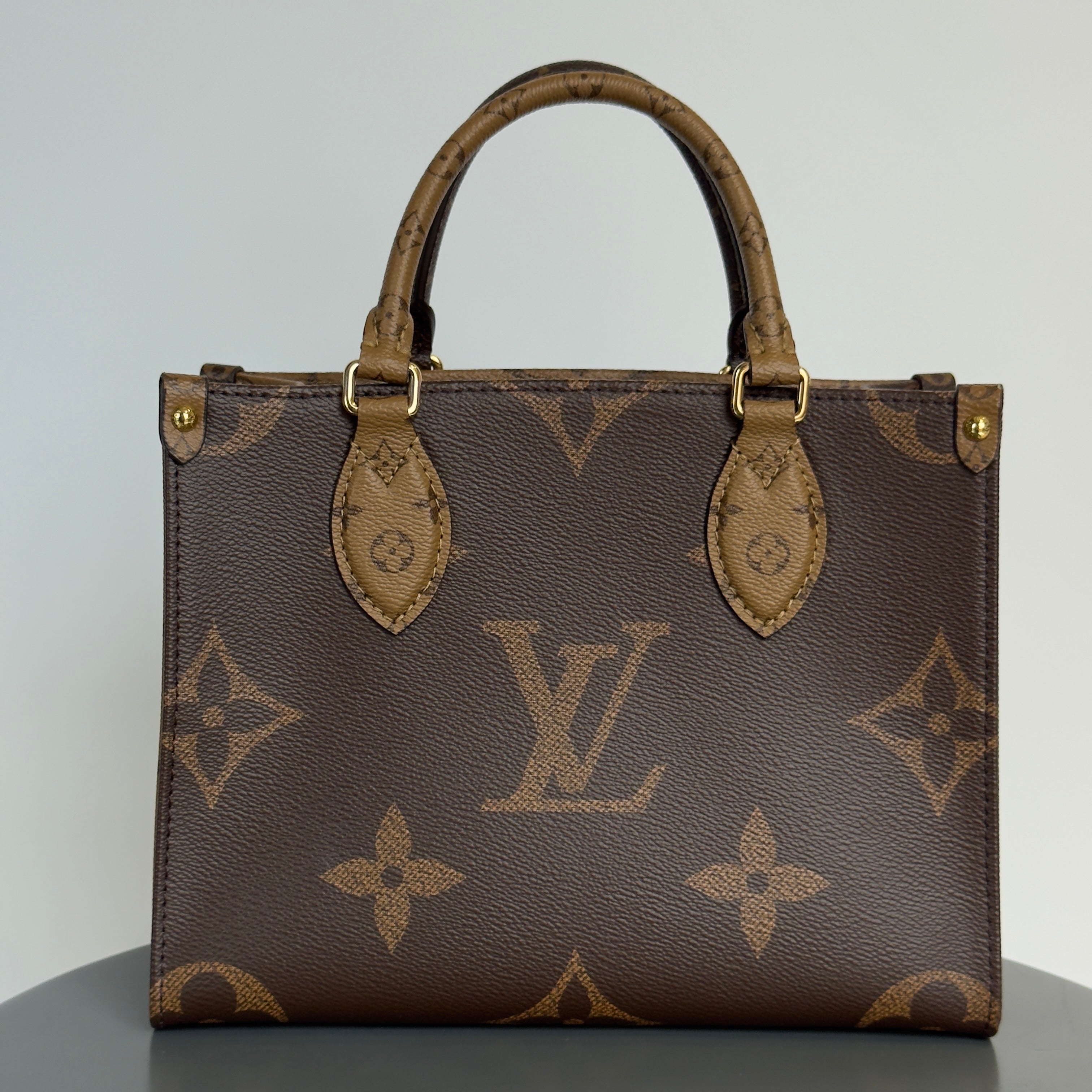 Louis Vuitton On The Go PM - Queen May