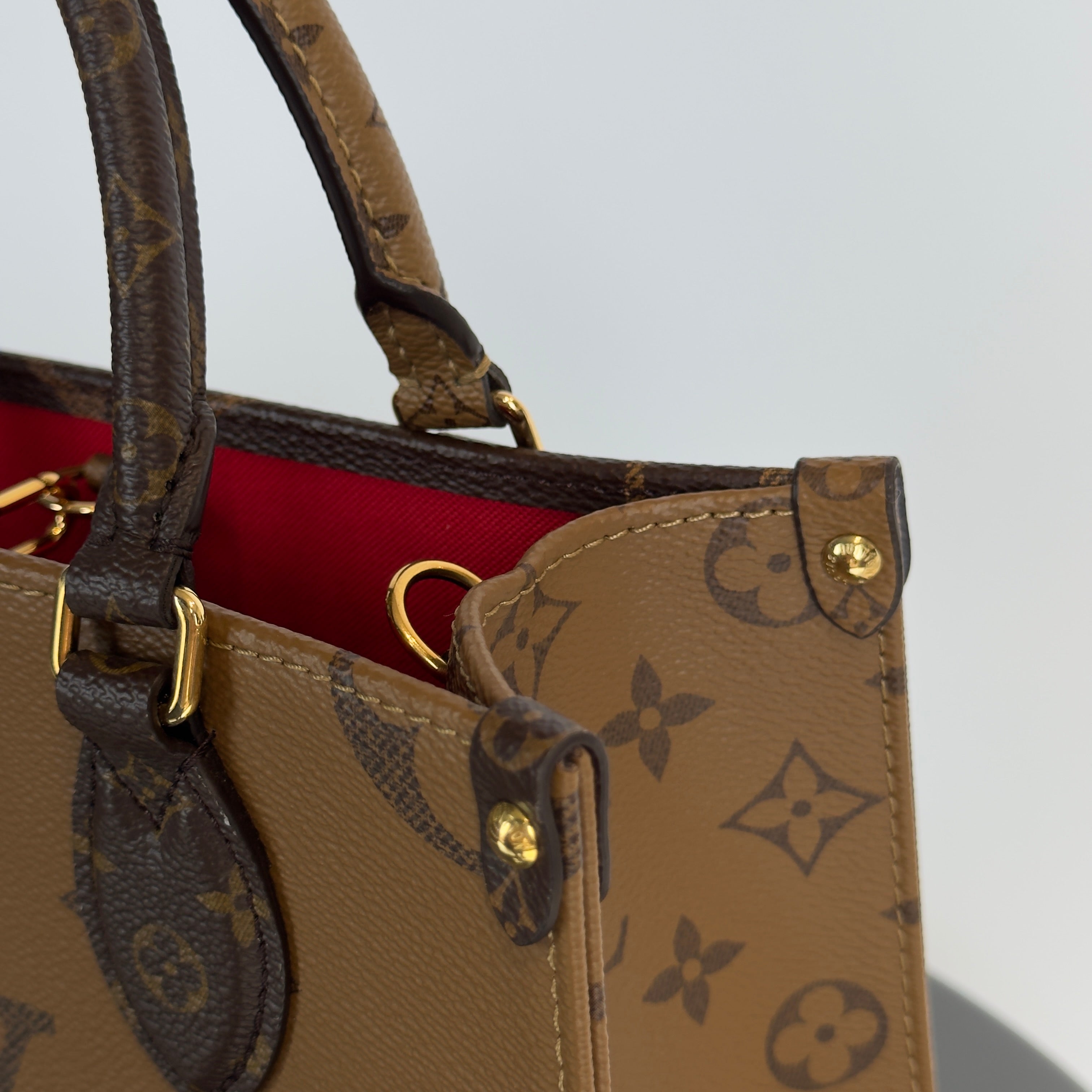 Louis Vuitton On The Go PM - Queen May