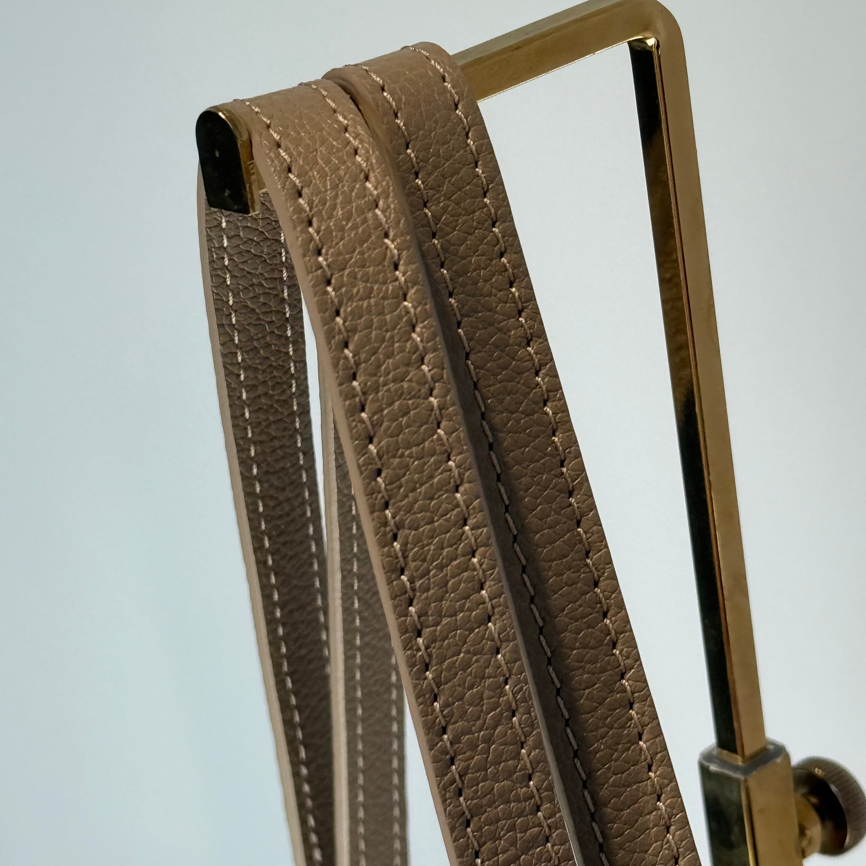 Louis Vuitton Empriente Ivy Dove/Cream - Queen May