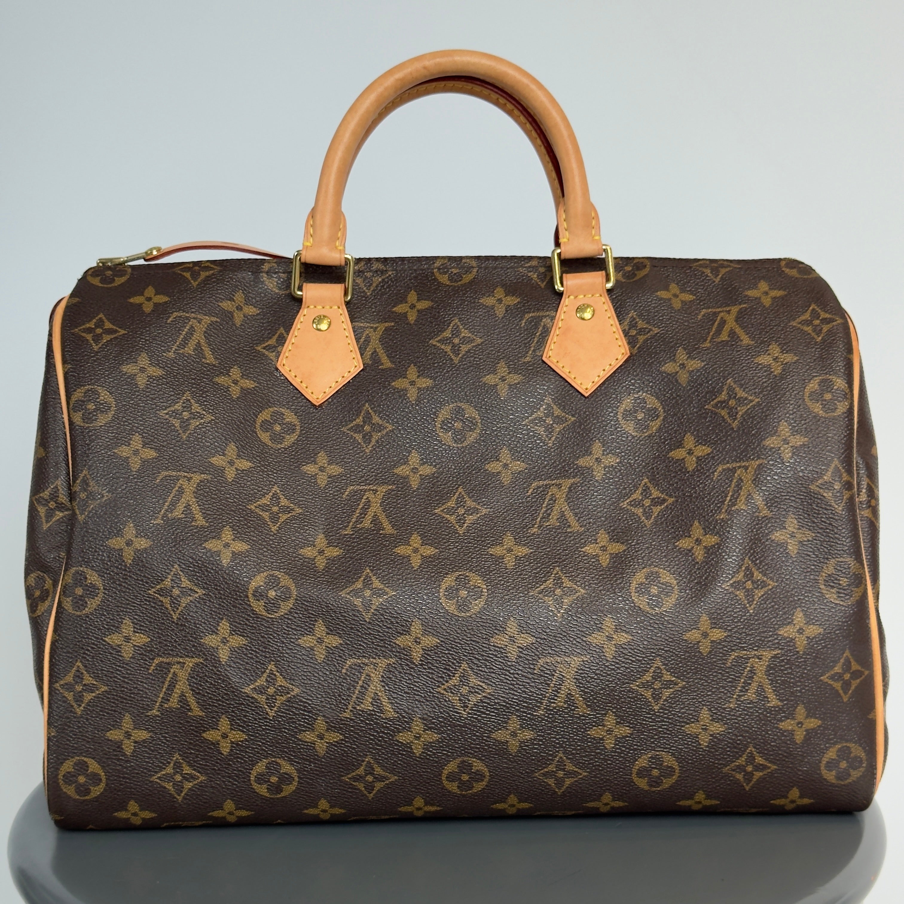Louis Vuitton Monogram Speedy 35 - Queen May
