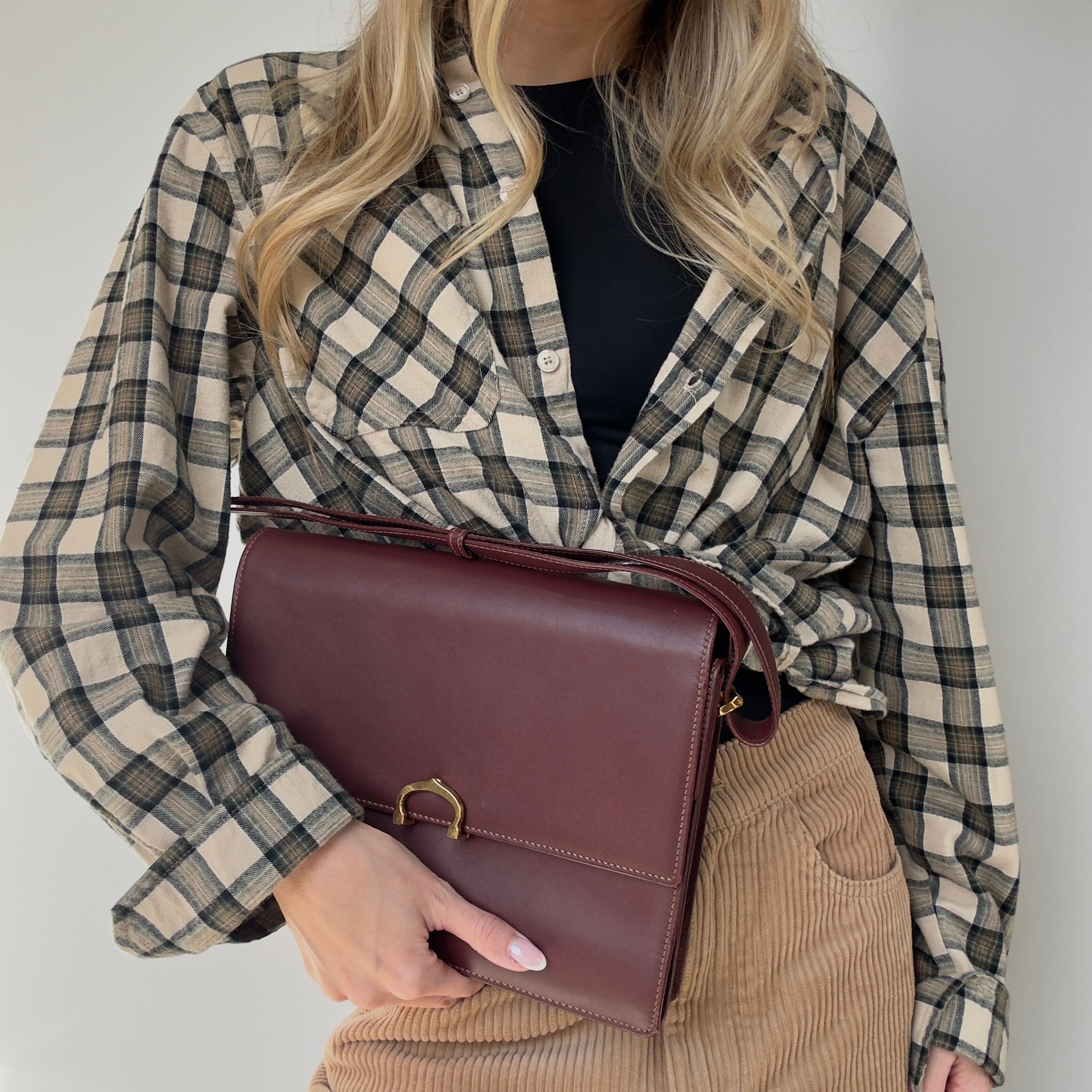 Cartier Must De Cartier Bordeaux Leather Flap Bag - Queen May