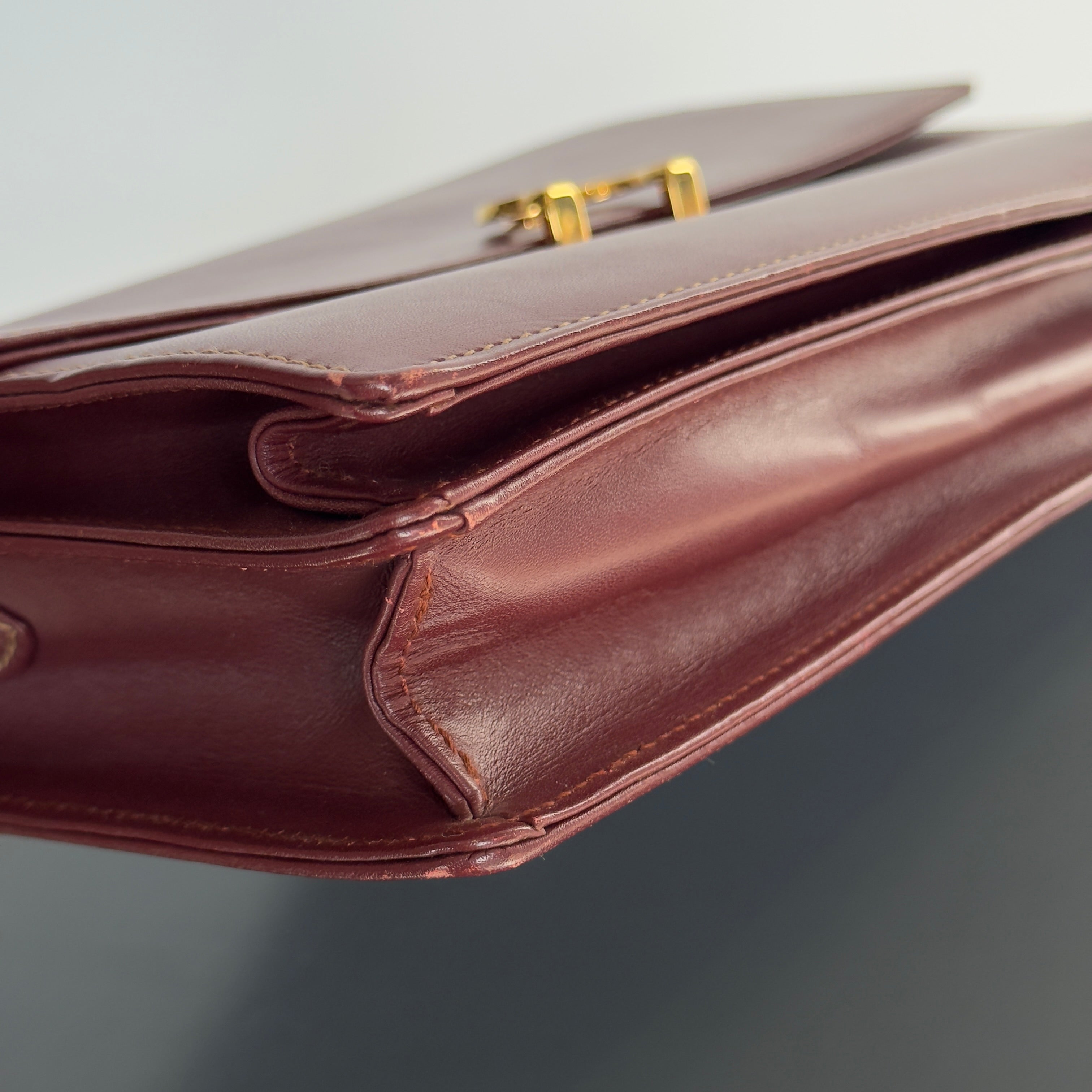 Cartier Must De Cartier Bordeaux Leather Flap Bag - Queen May