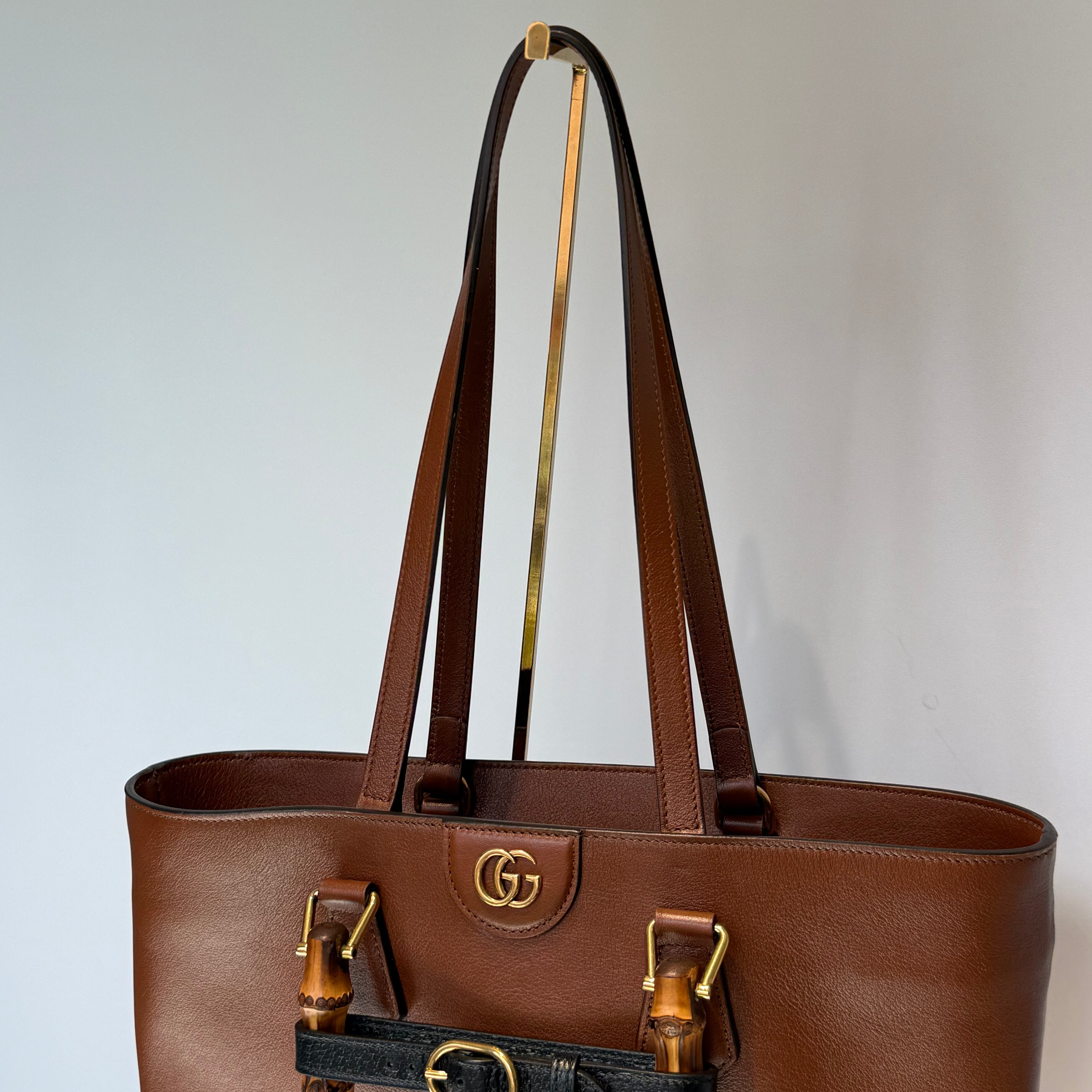Gucci Diana Medium Leather Tote Brown - Queen May