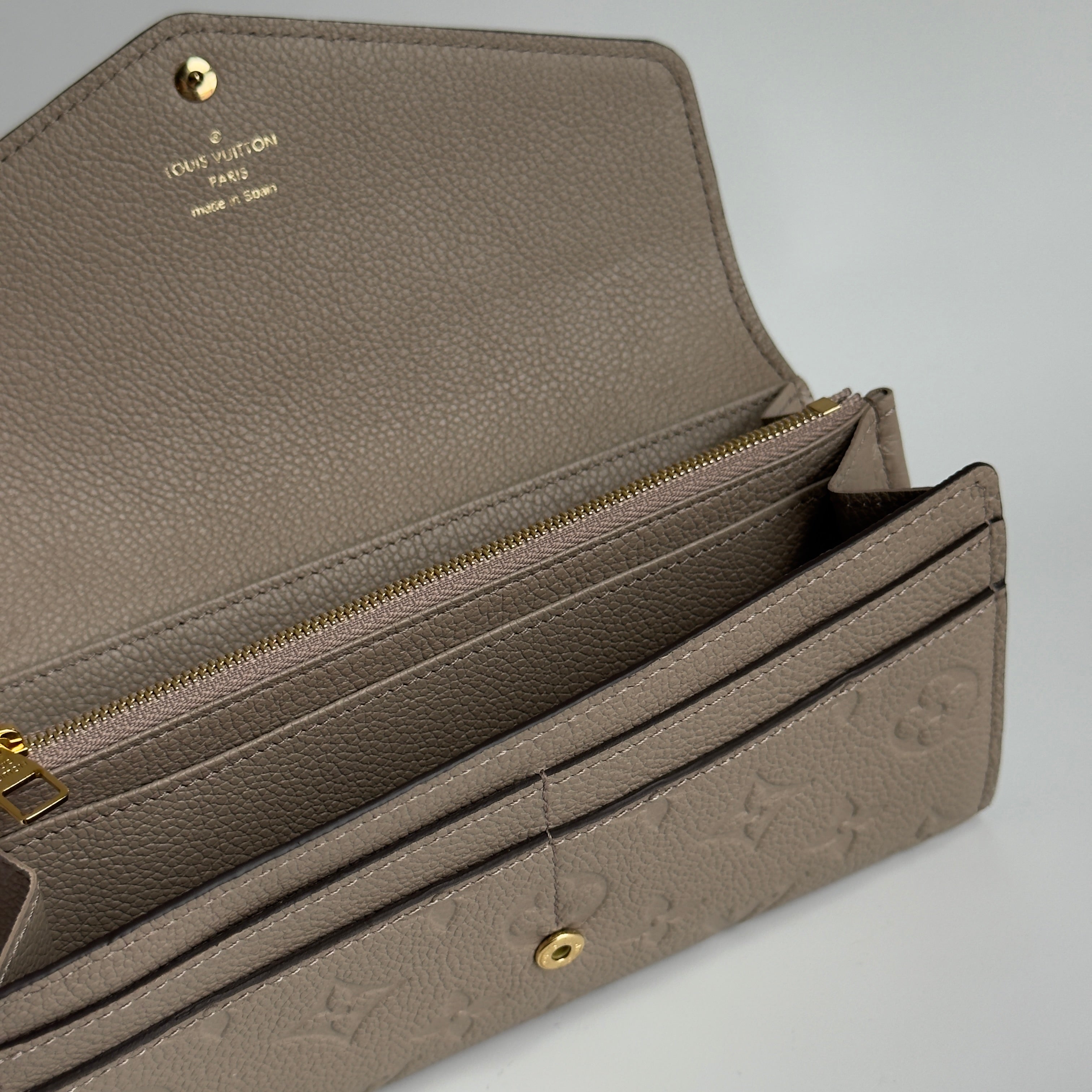 Louis Vuitton Empreinte Sarah Wallet Turtle Dove - Queen May