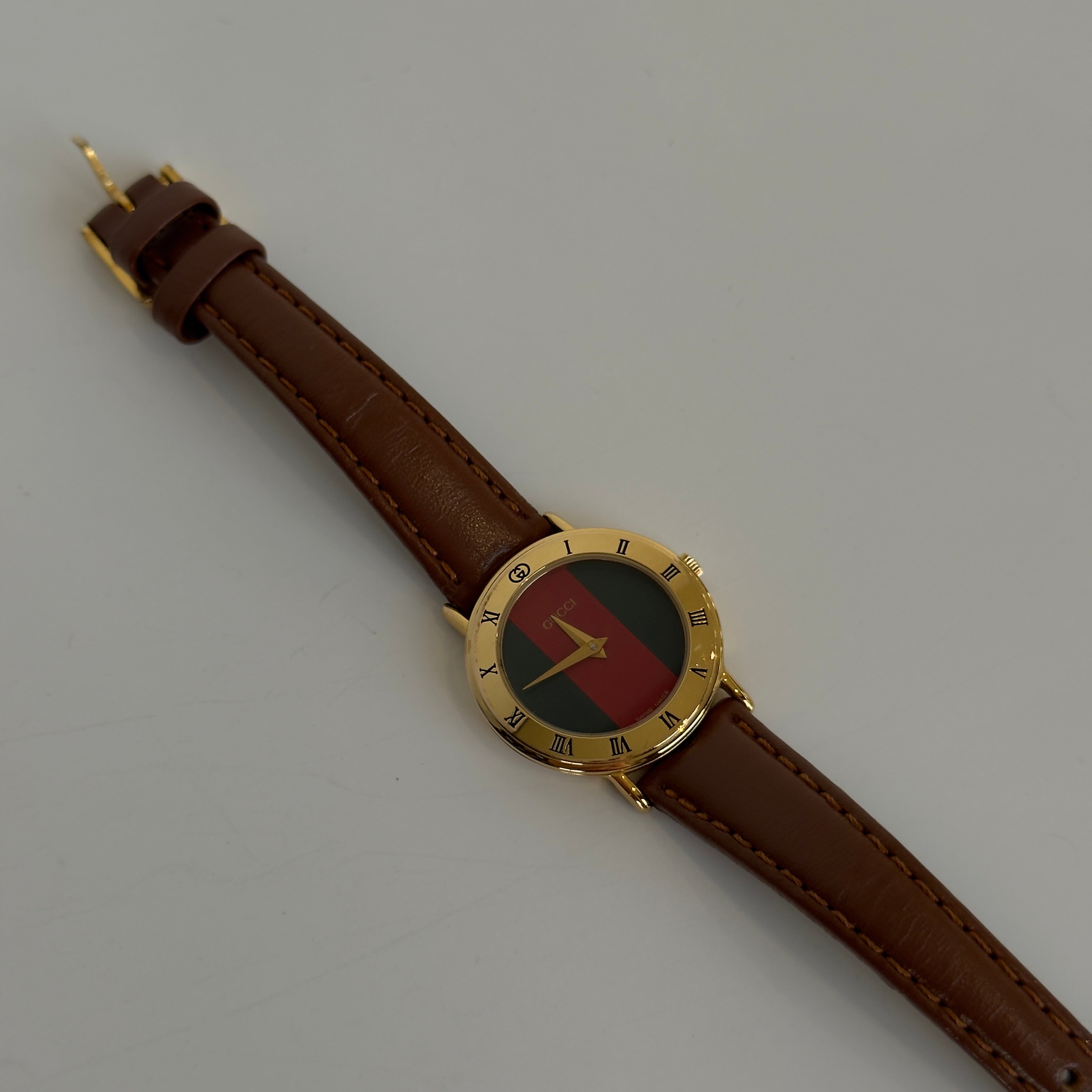 Gucci 3000L Red and Green Watch - Queen May