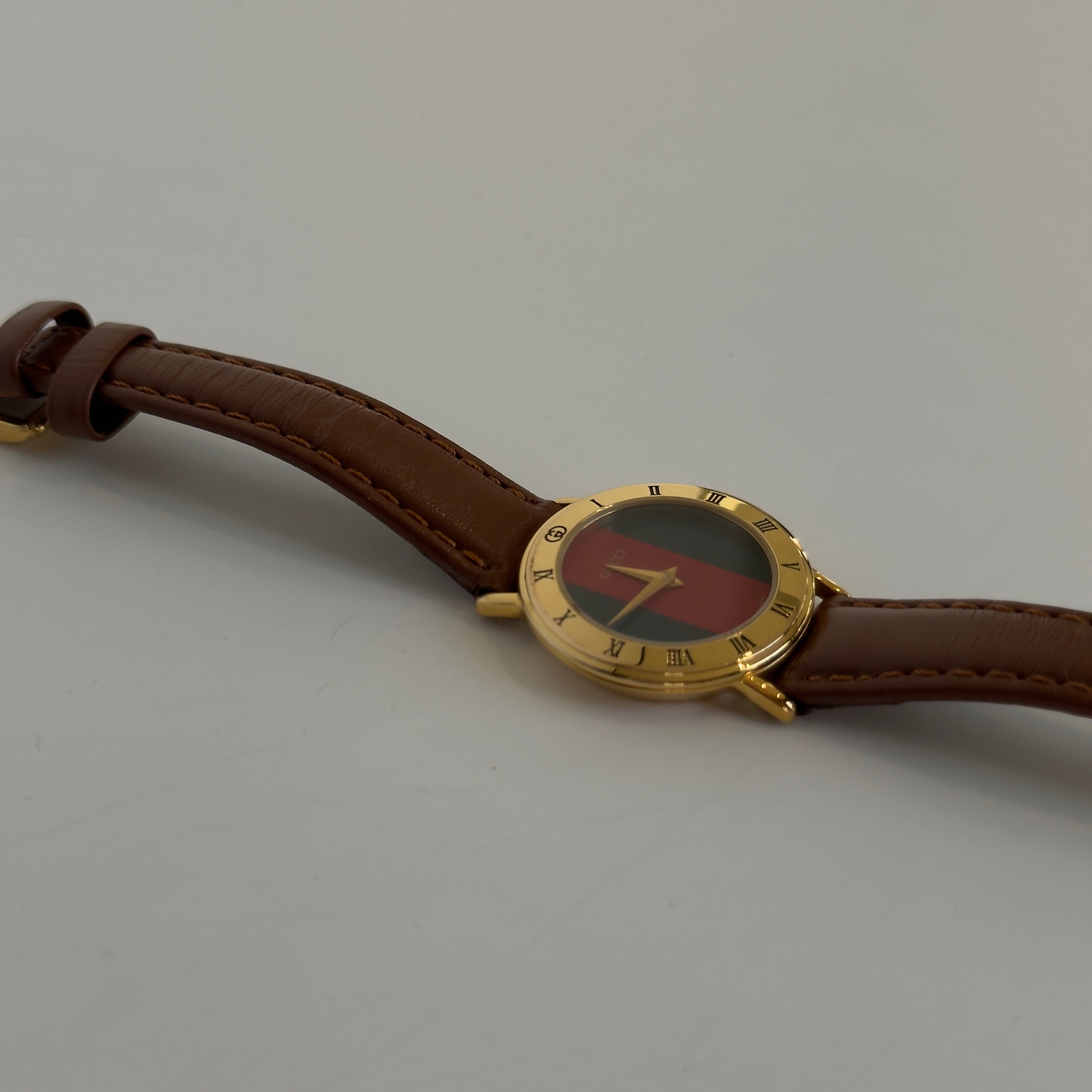 Gucci 3000L Red and Green Watch - Queen May
