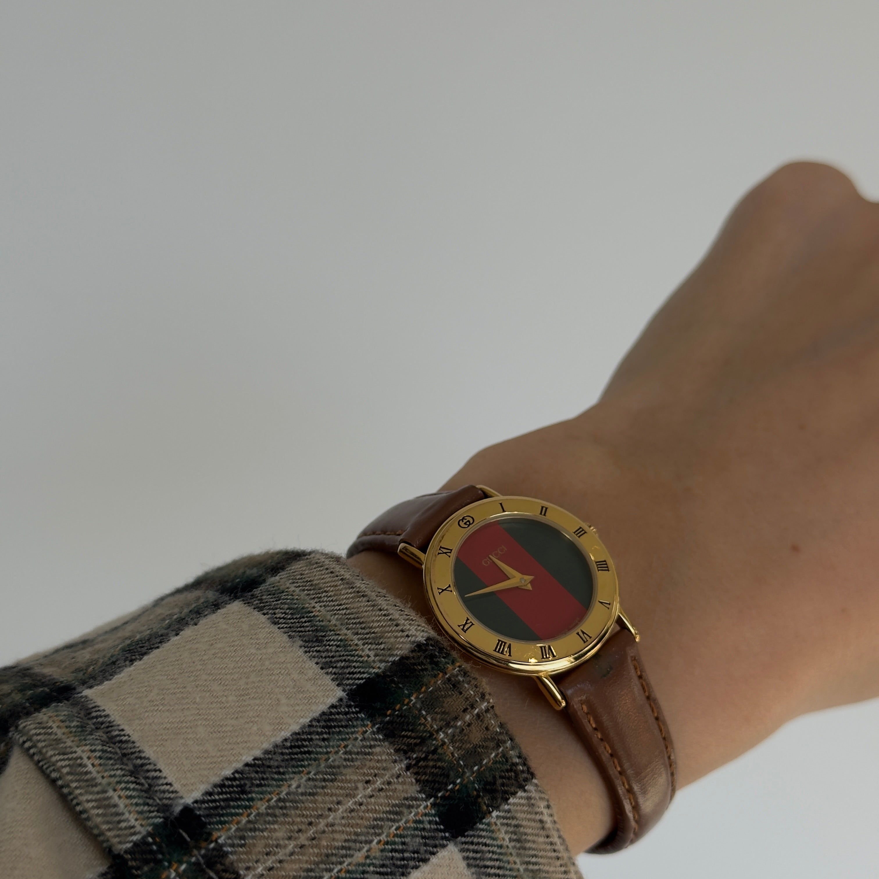 Gucci 3000L Red and Green Watch - Queen May