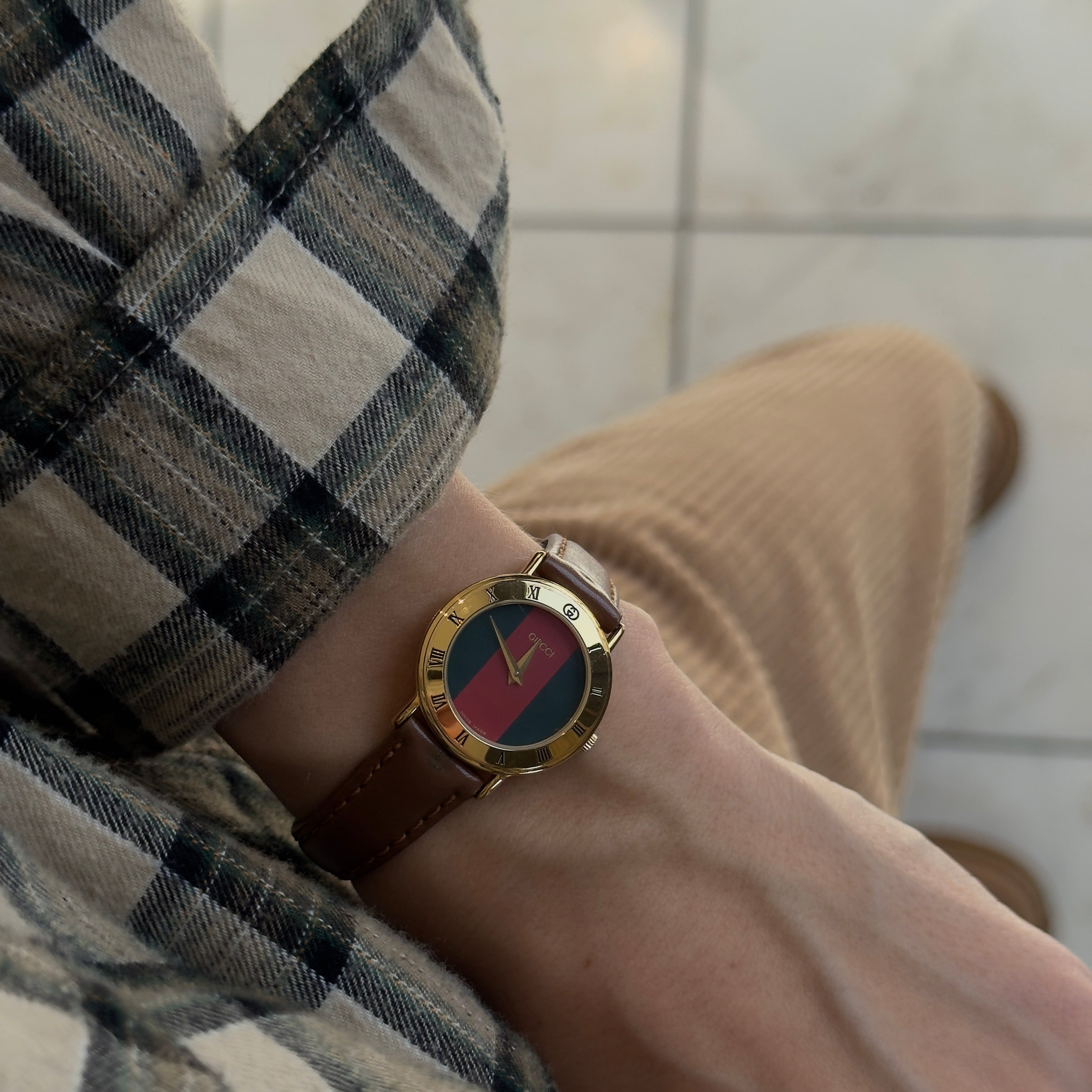 Gucci 3000L Red and Green Watch - Queen May