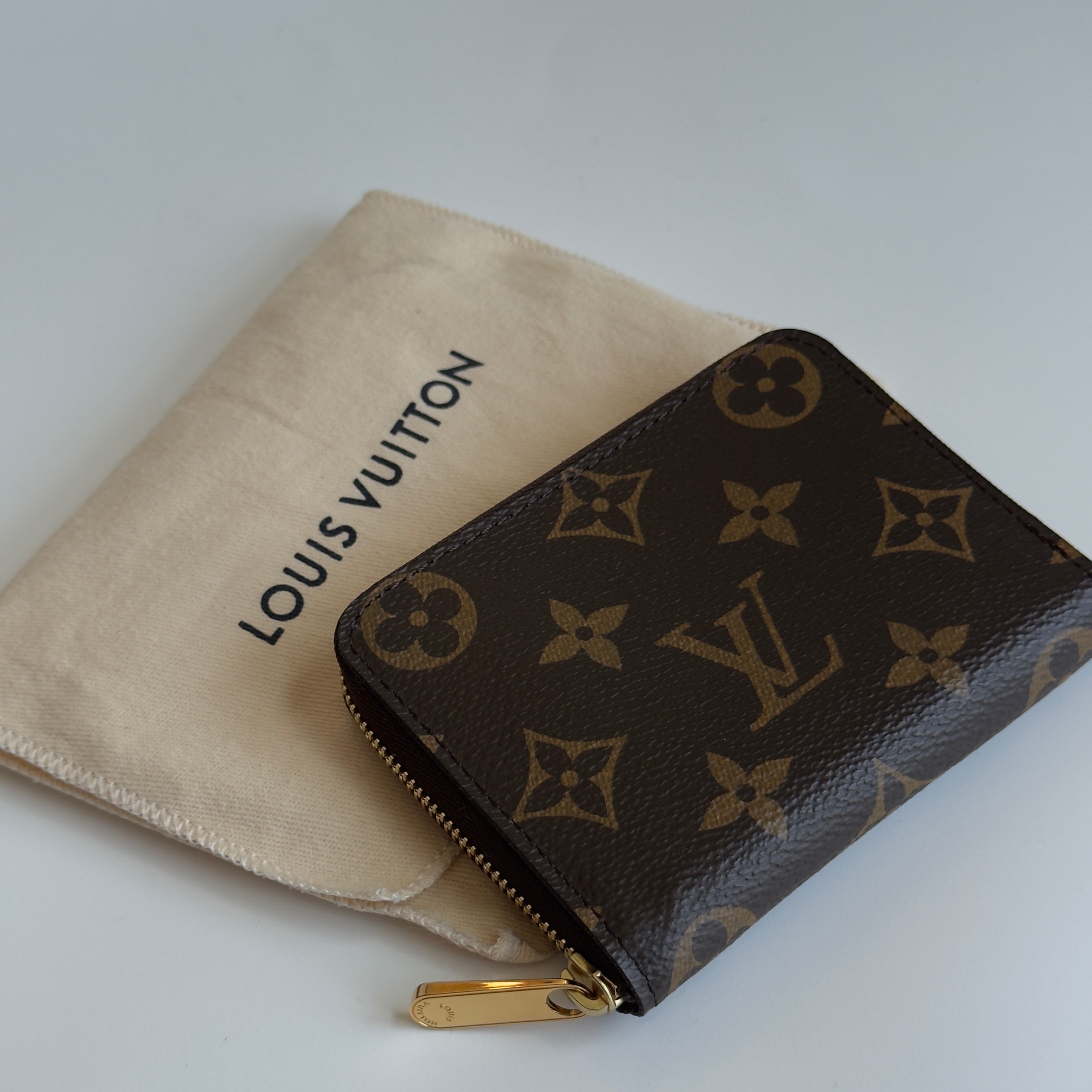 Louis Vuitton Monogram Zippy Wallet - Queen May